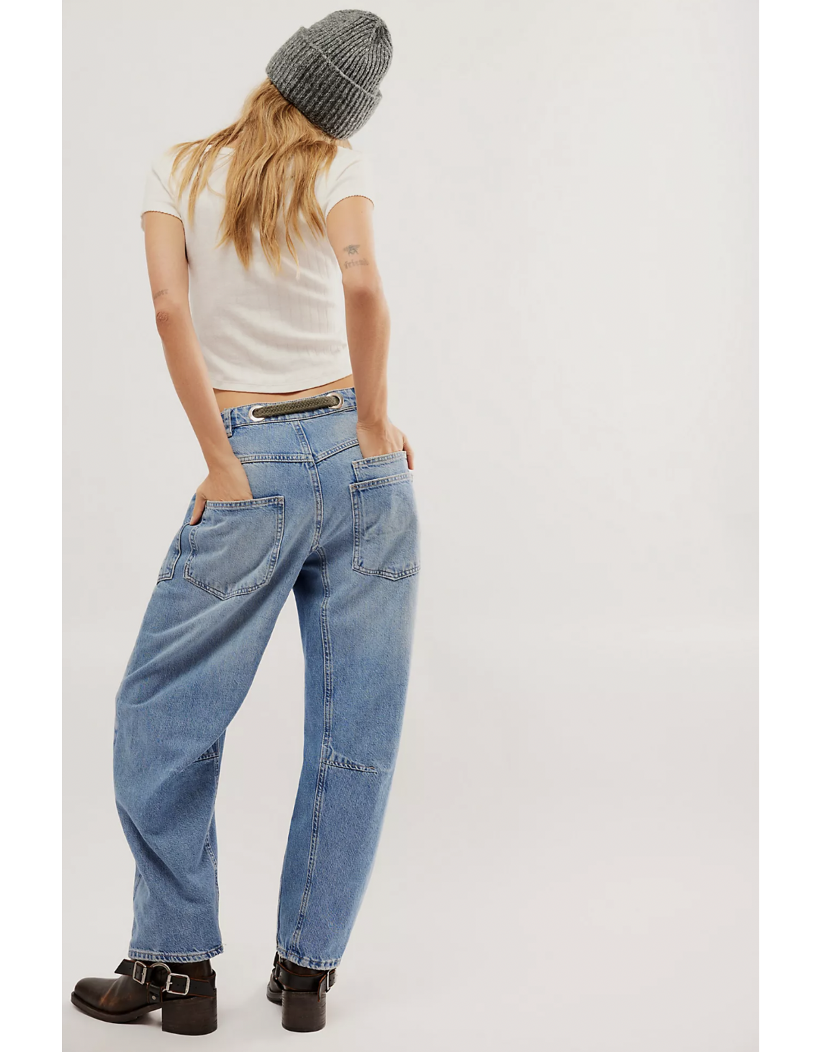 Free people Free People - Moxie Low Slung Pull on Barrel Jean (Truest Blue)