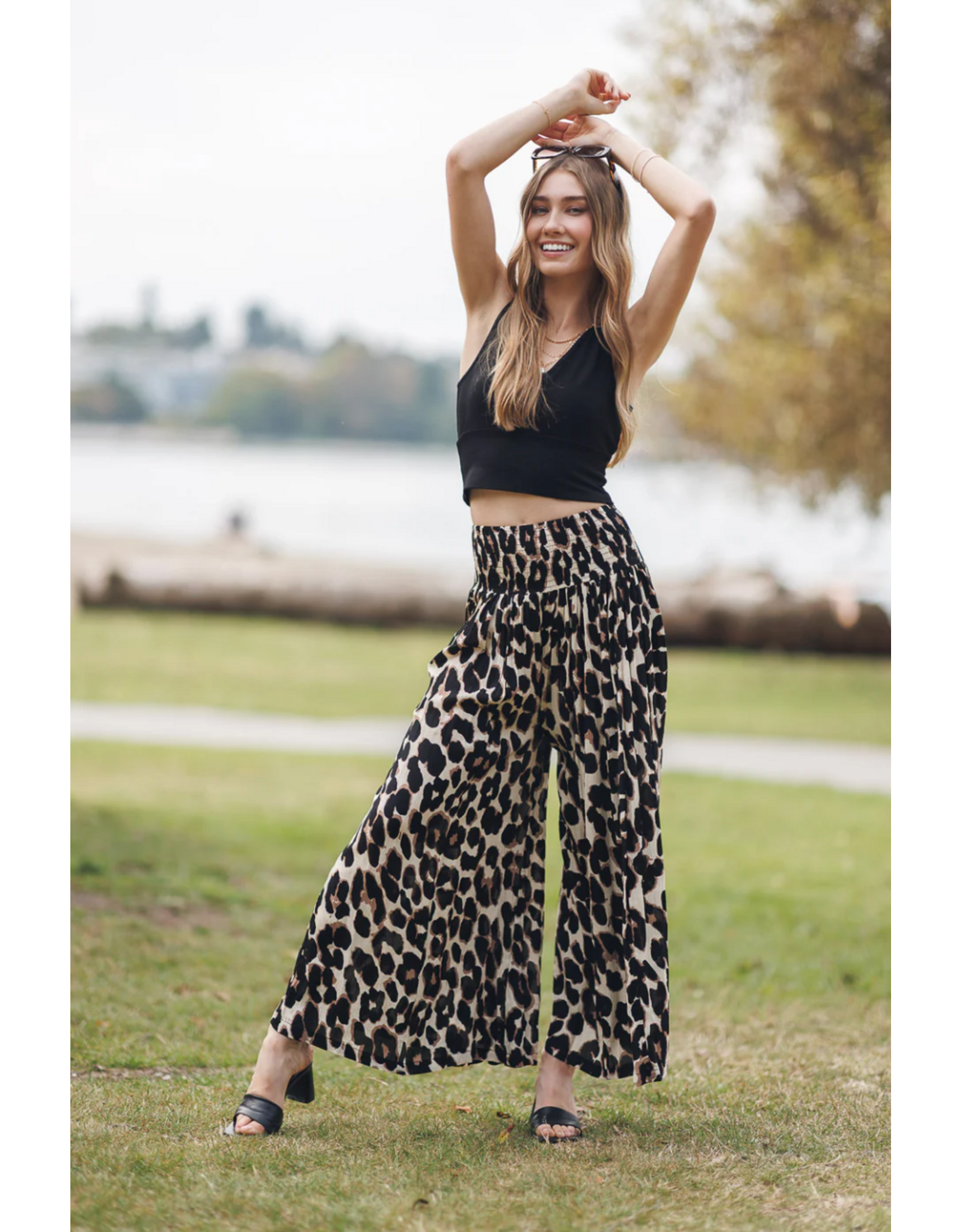 Papillon Papillon - Leopard Print Wide Leg Pants (Black)