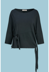 Astrid Astrid - 3/4 Sleeve Top (Black)