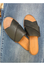 Bueno Bueno - Henna (Black)