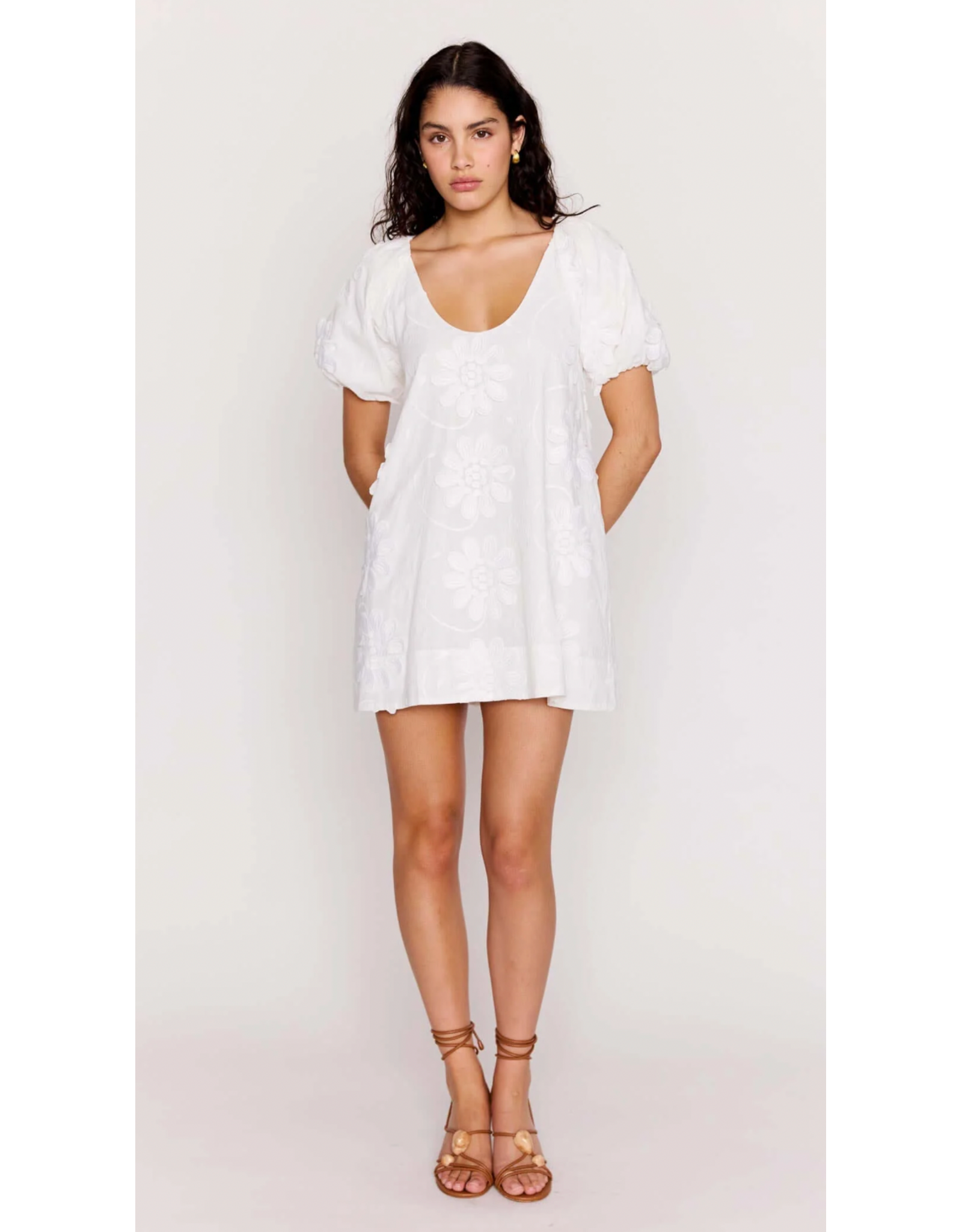 Mink Pink Mink Pink - Alessia Smocked Mini Dress (White)