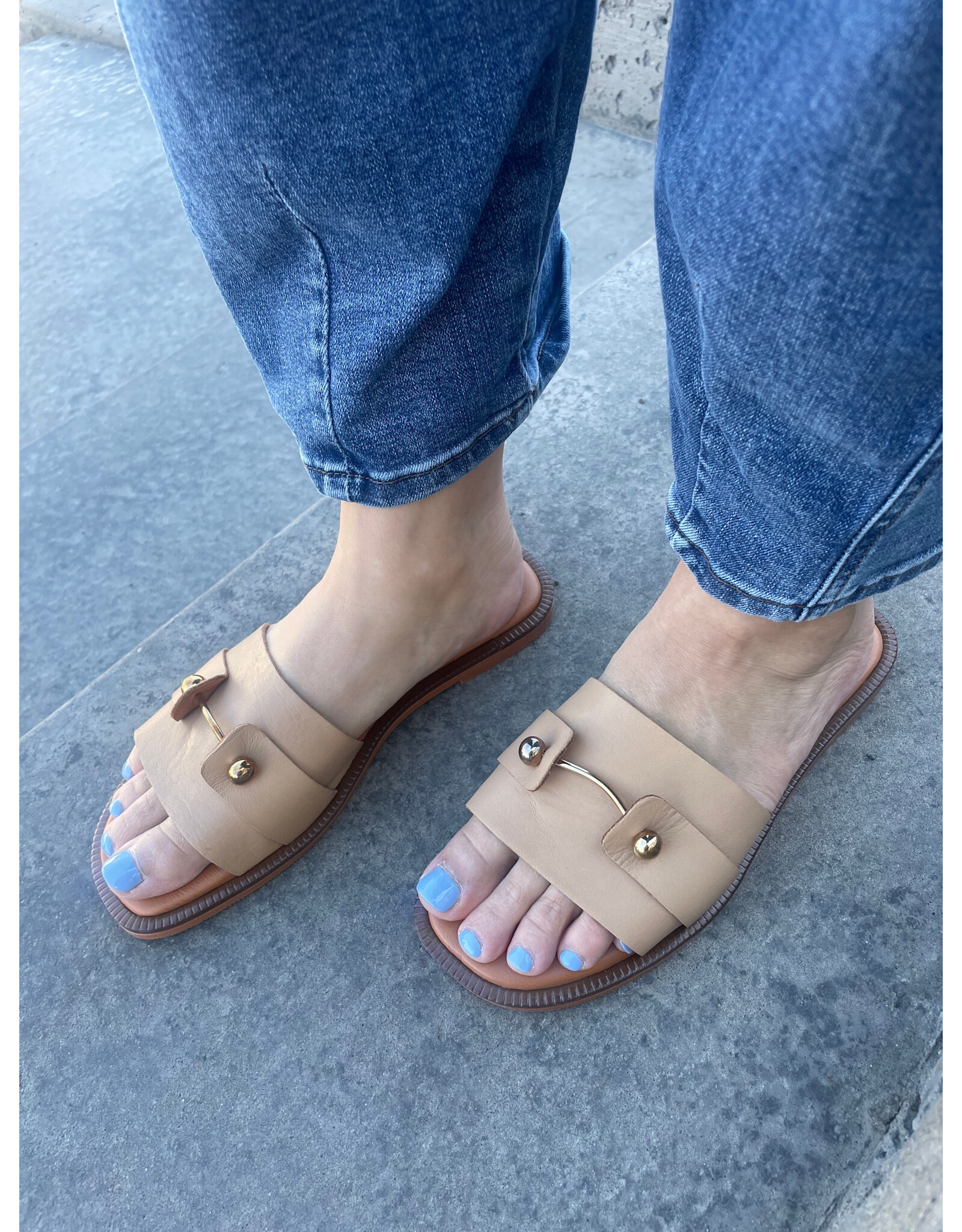 Ateliers Ateliers - Faleria Leather Slide (Cappucino)