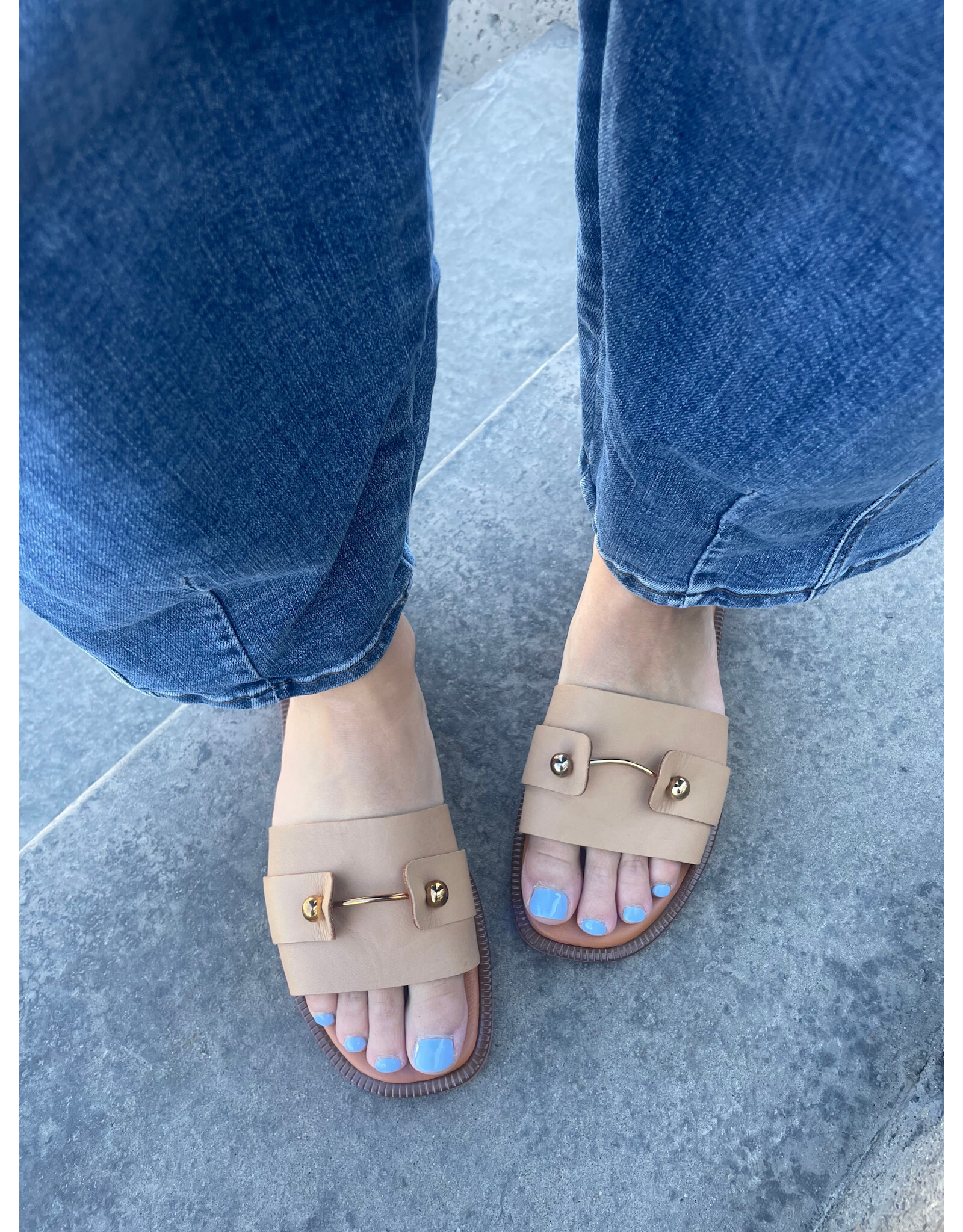 Ateliers Ateliers - Faleria Leather Slide (Cappucino)