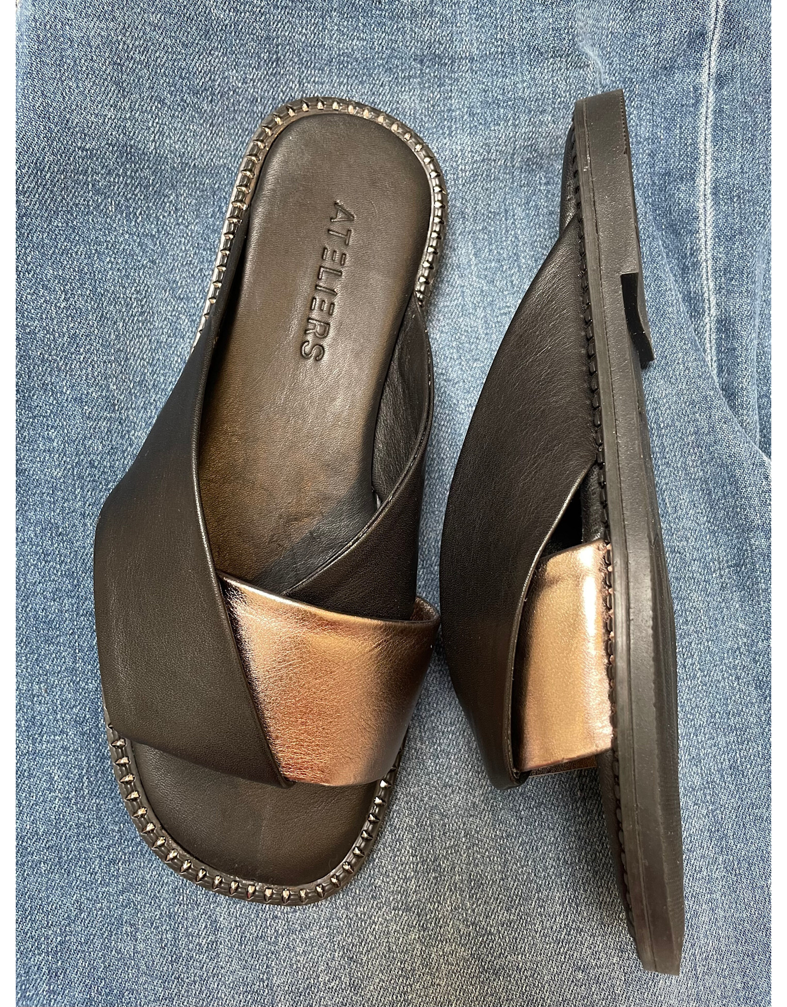 Ateliers Ateliers - Fausto Leather Slide (Black)