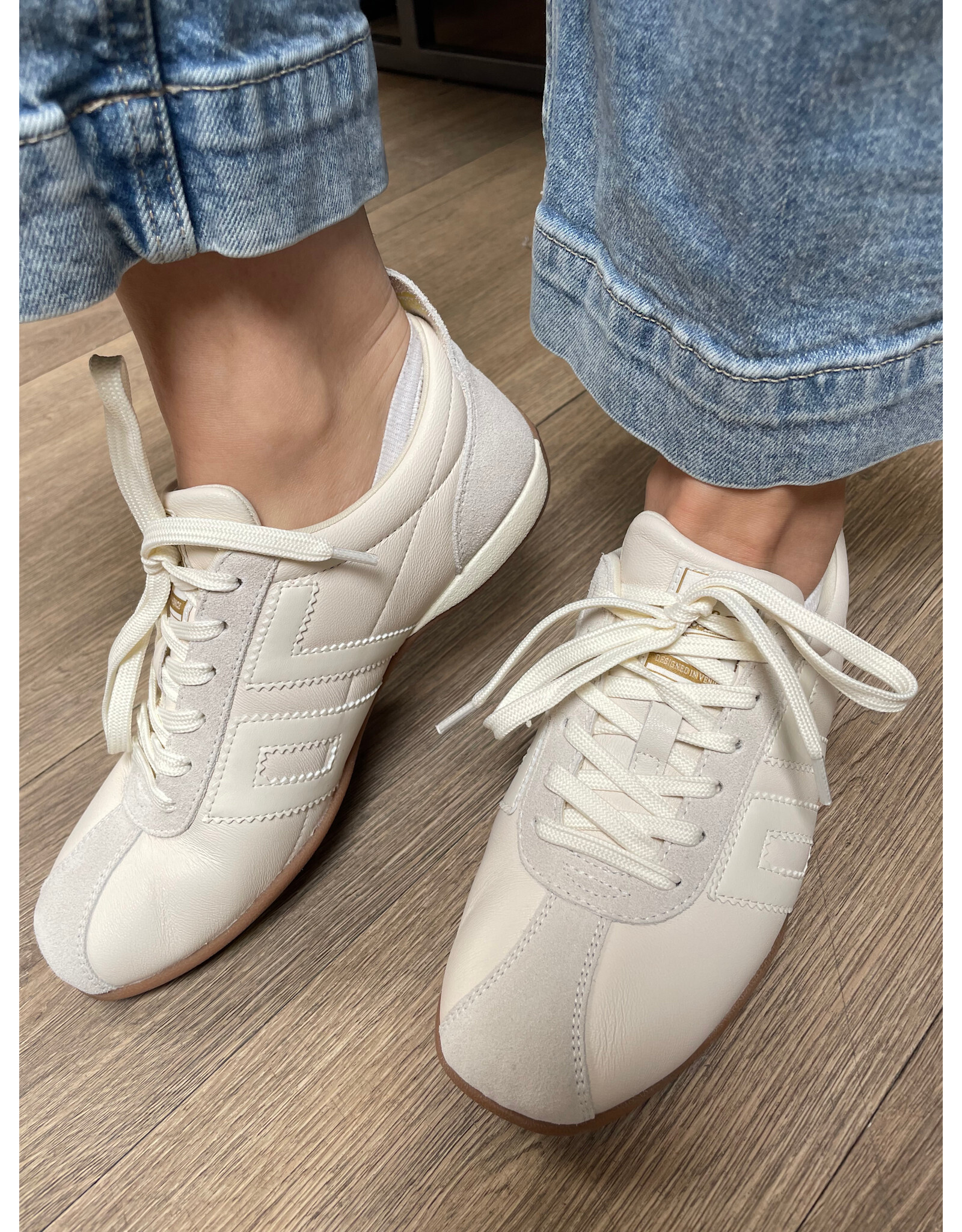 Back 70 Back 70 - Boxeur (Milk - Leather)