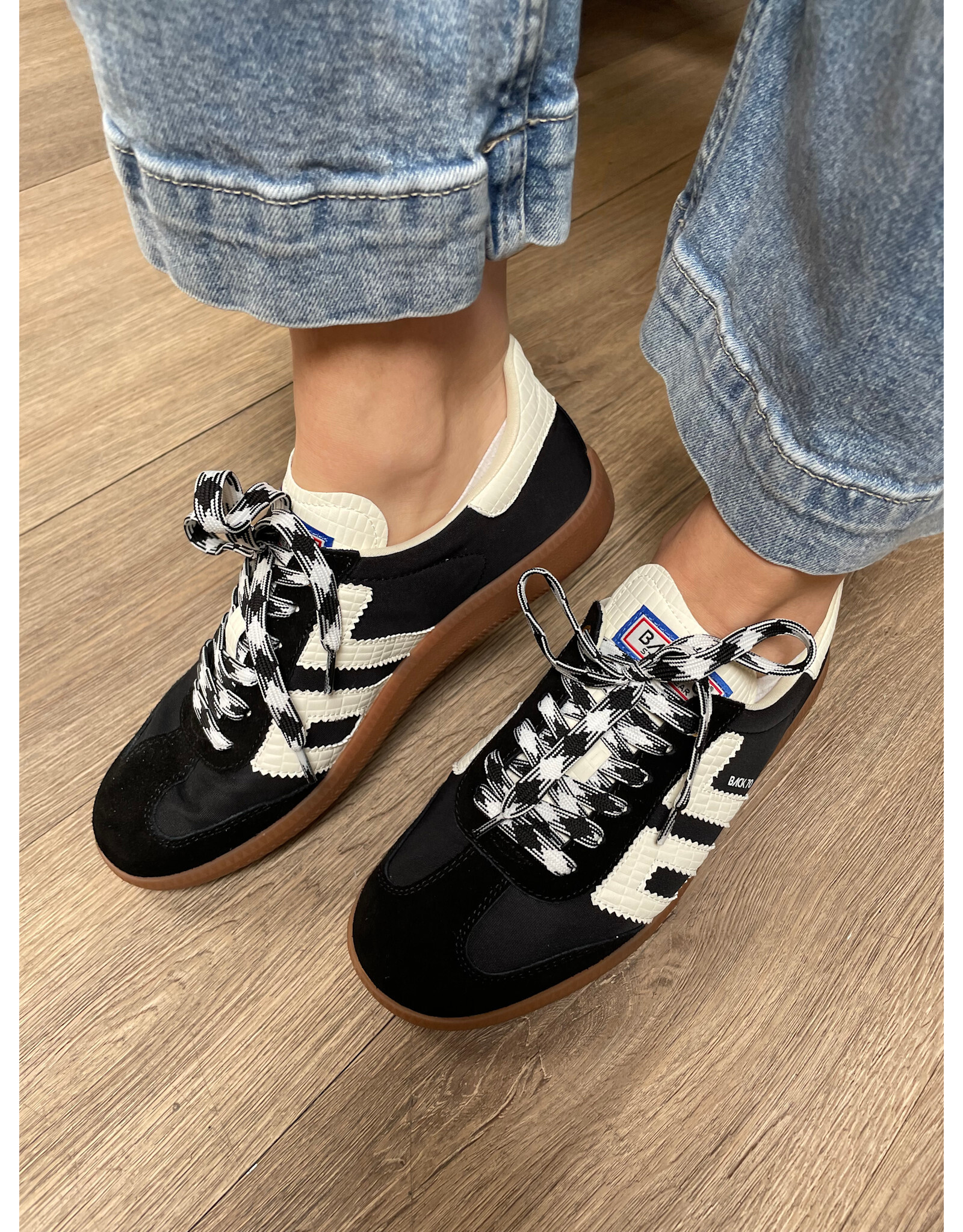 Back 70 Back 70 - Ghost (Black)