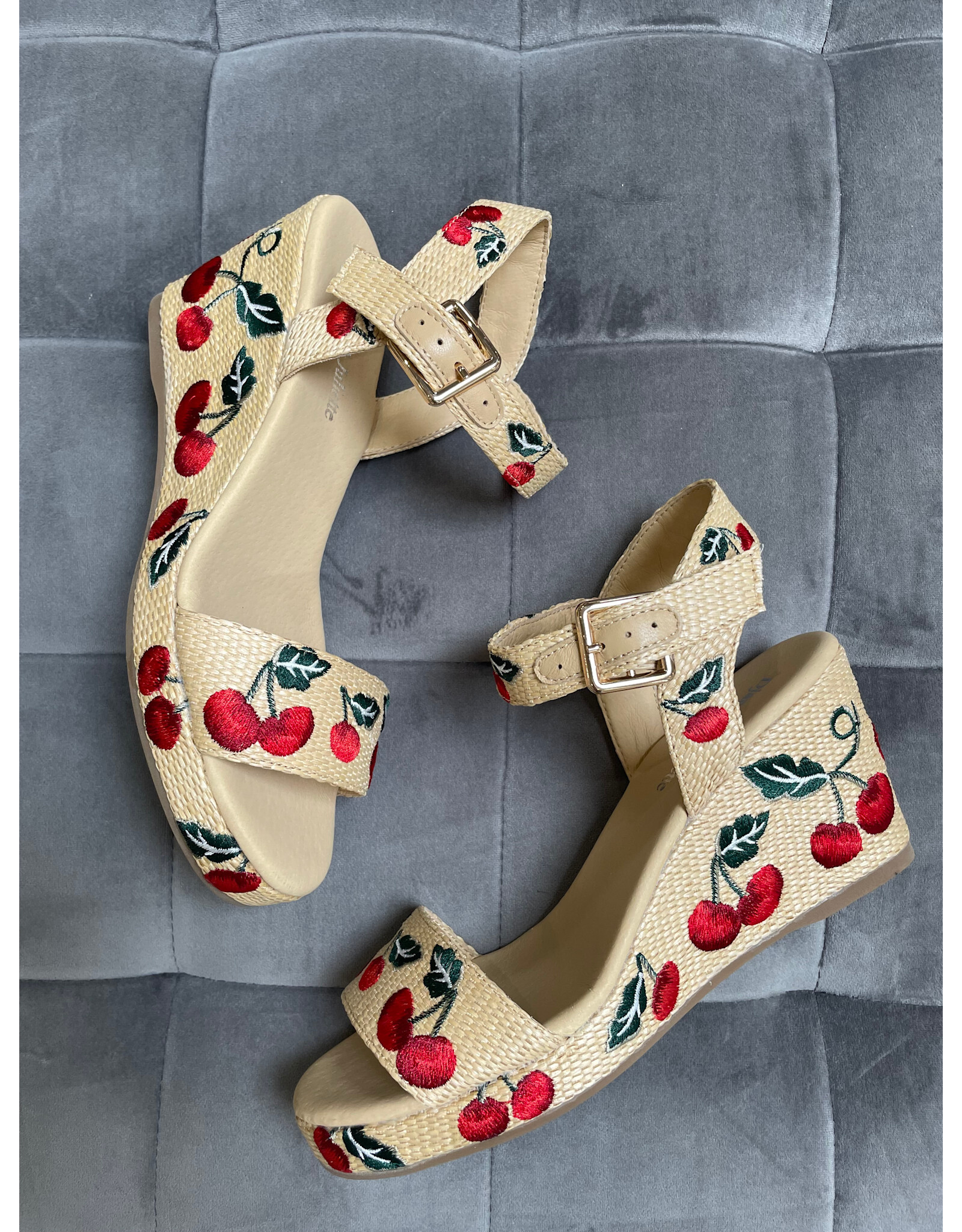 Django and Juliette Django & Juliette - Gossier (Raffia - Natural / Cherry)