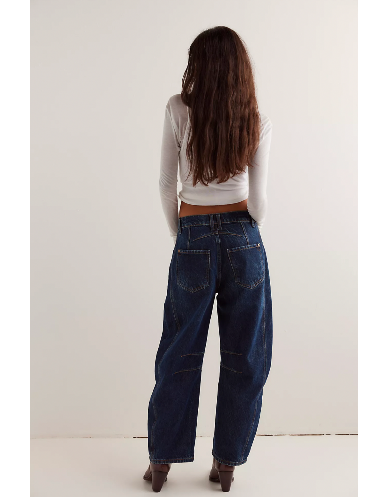 Free people Free People - Good Luck Midrise Barrel Jean (Deep End)