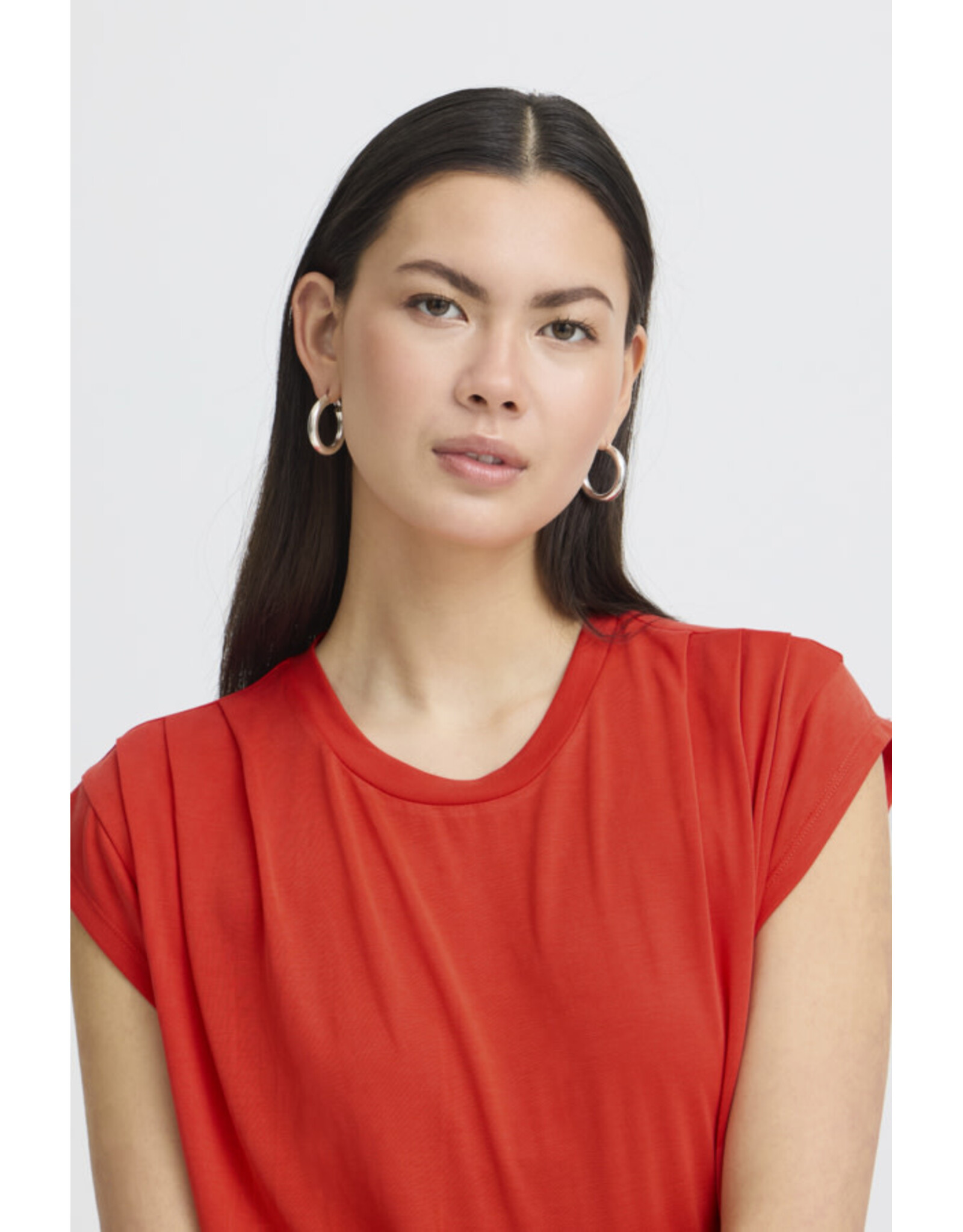 ICHI ICHI - Lisken  Tee (Fiery Red)