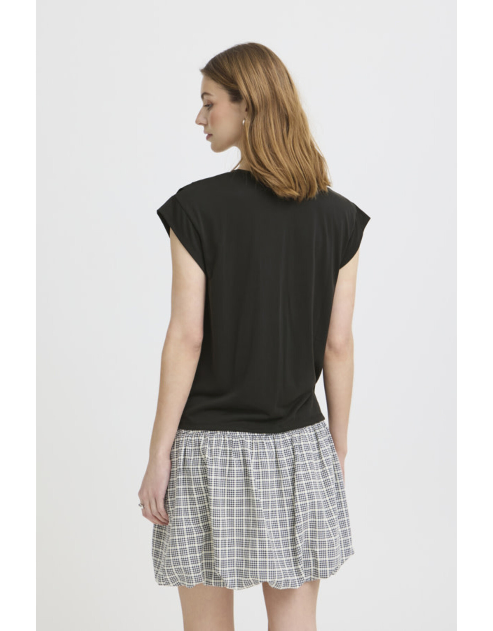 ICHI ICHI - Lisken  Tee (Black)