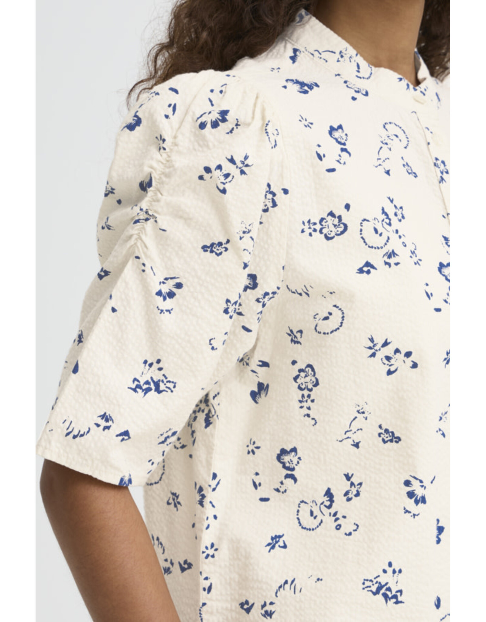 ICHI ICHI - Qwina Shirt (Blue Print)