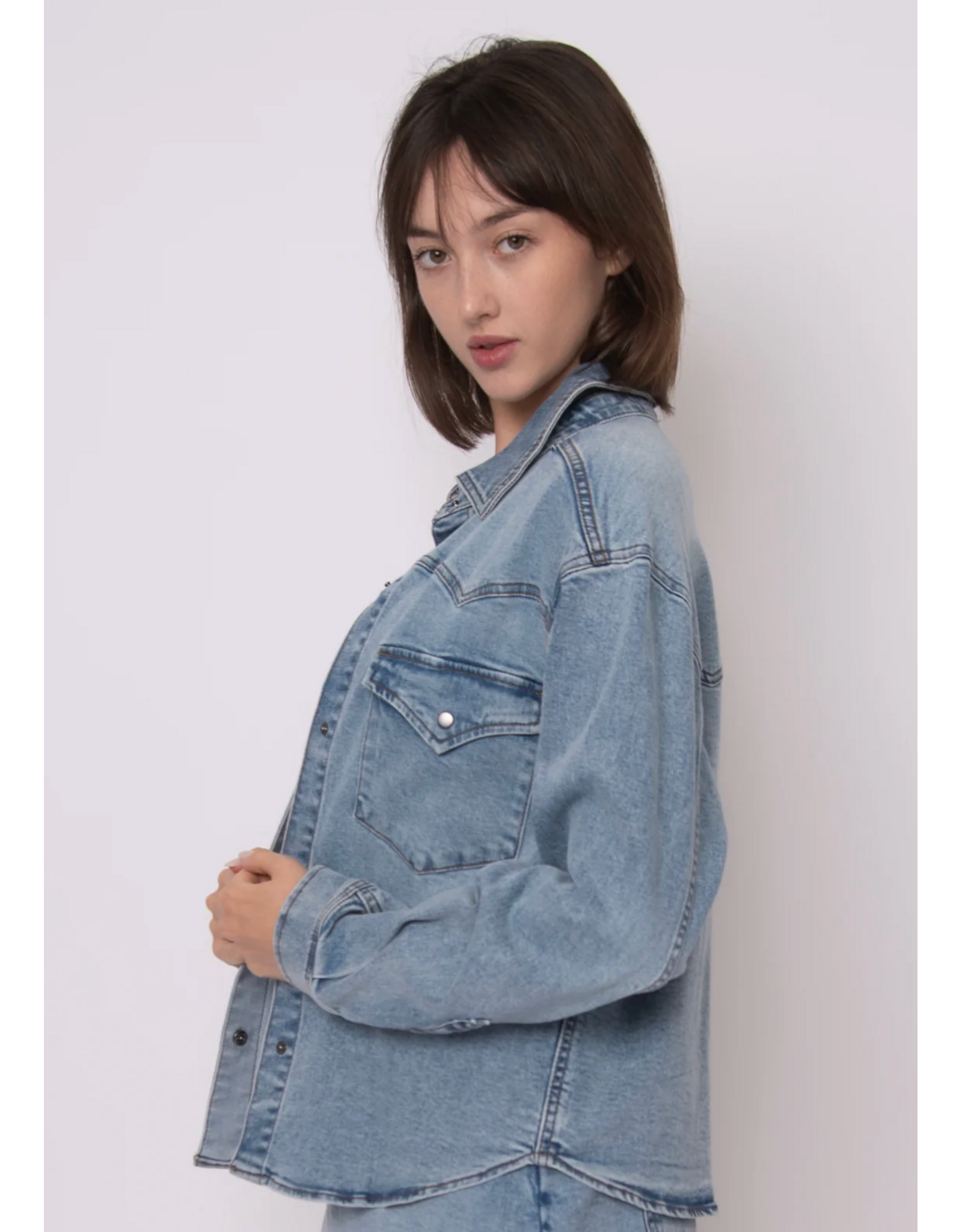 RD Style RD Style - Lizette Stretch Denim Shirt Jacket (Light Wash)