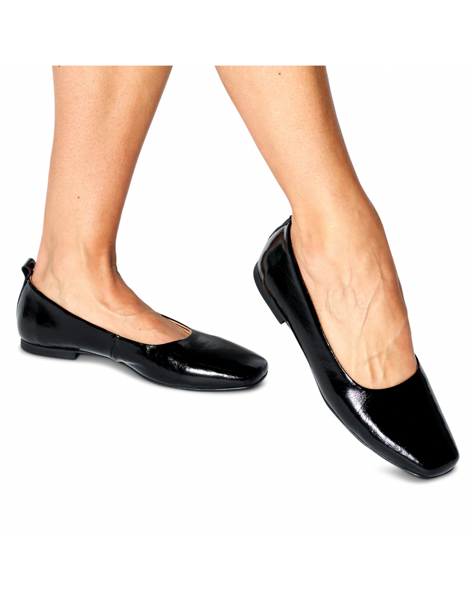 Bueno Bueno - Elizabeth Flat (Black Patent)