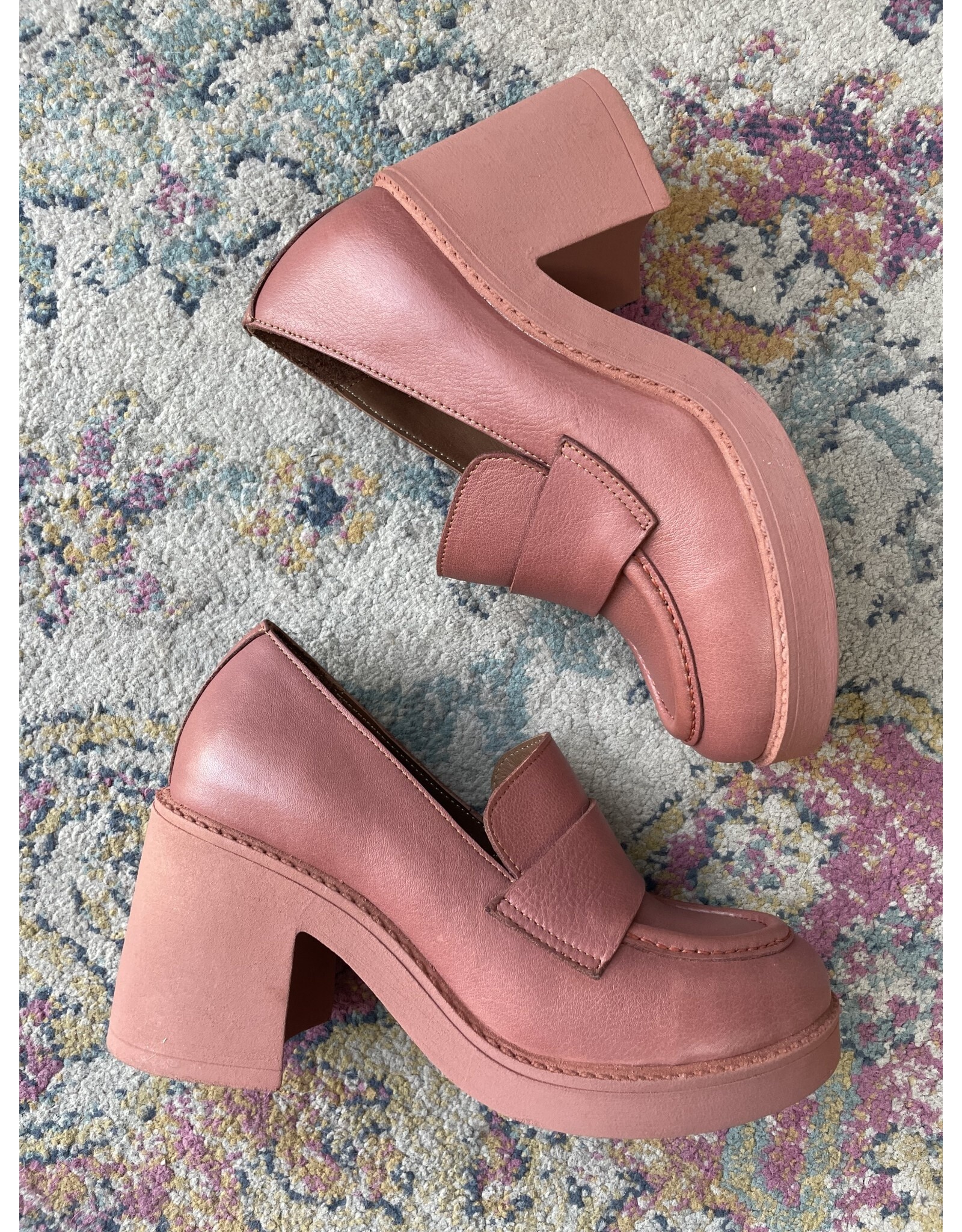 Bueno Bueno - Minty Heeled Loafer (Rose Brown)
