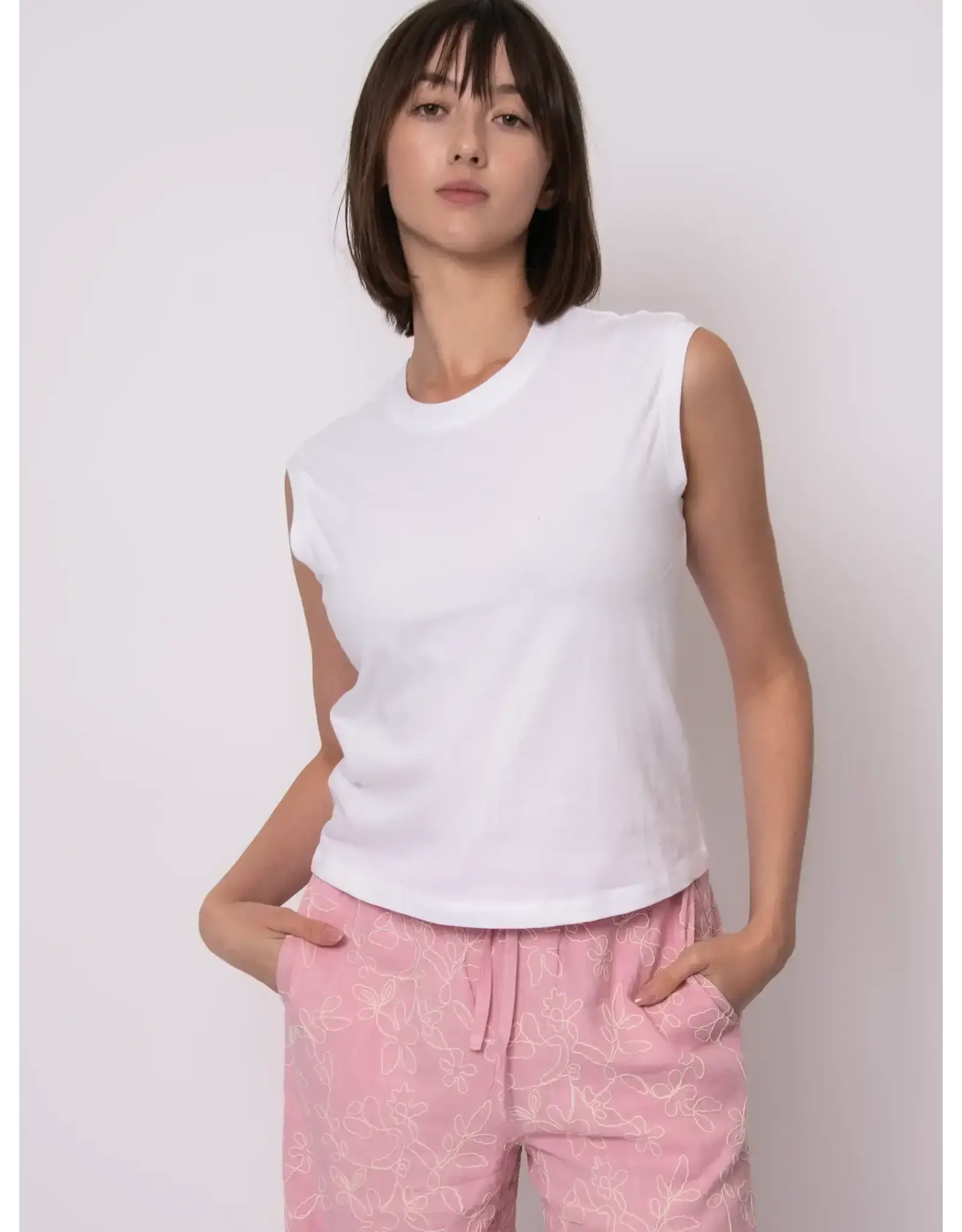 RD Style RD Style - Yura Sleeveless Crew Neck (White)