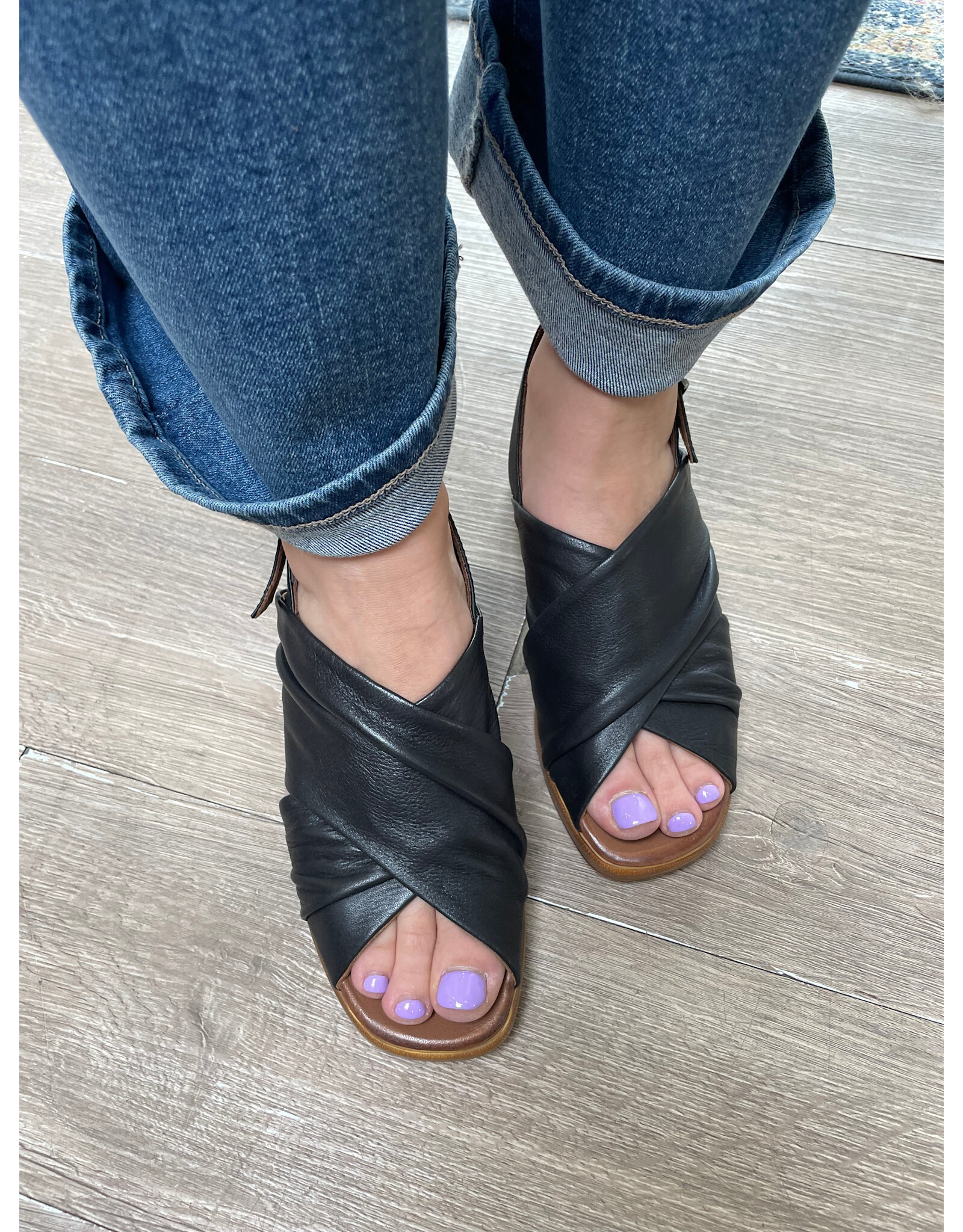 Bueno Bueno - Alexis Heeled Sandal (black)