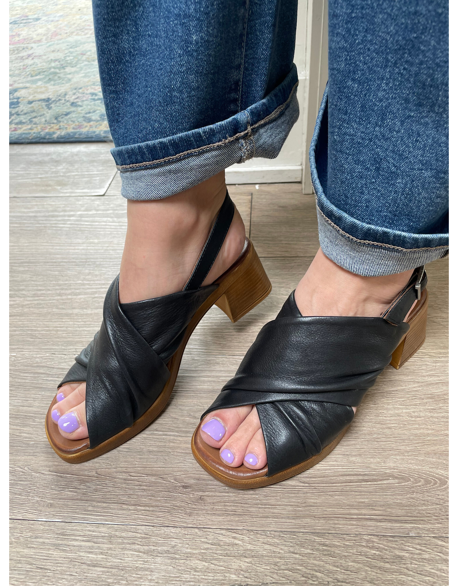 Bueno Bueno - Alexis Heeled Sandal (black)