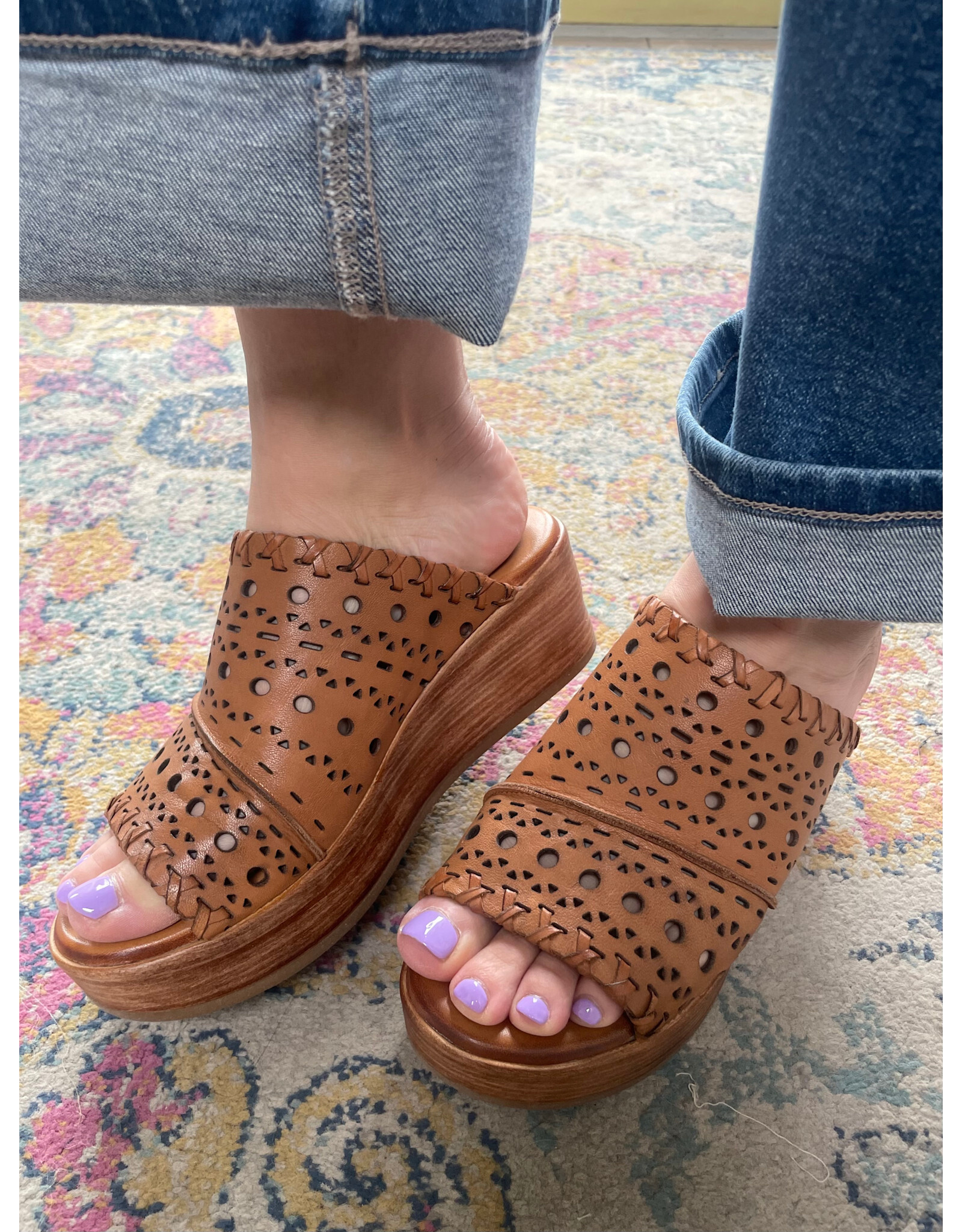 Miz Mooz Miz Mooz - Wesley (Brandy)