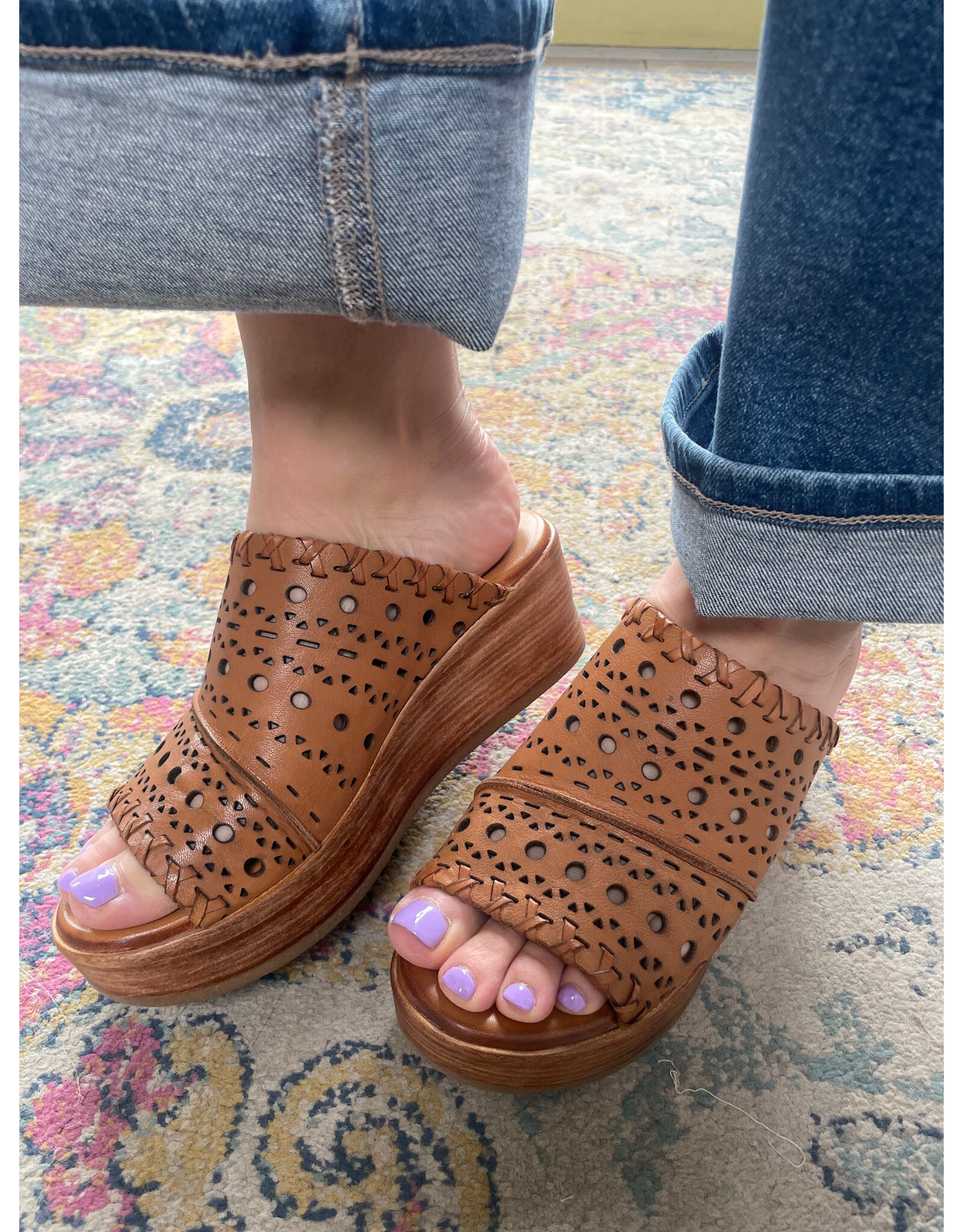 Miz Mooz Miz Mooz - Wesley (Brandy)