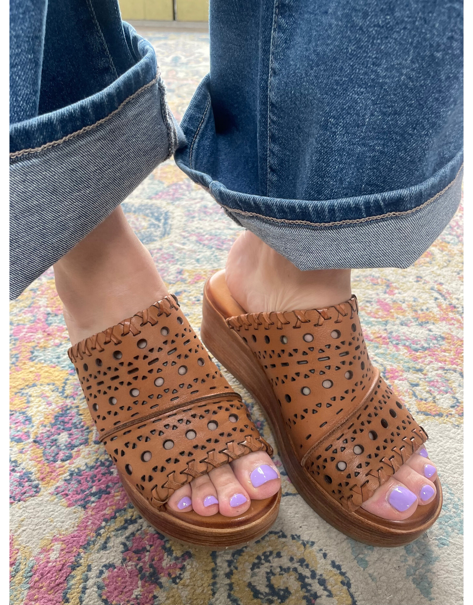 Miz Mooz Miz Mooz - Wesley (Brandy)