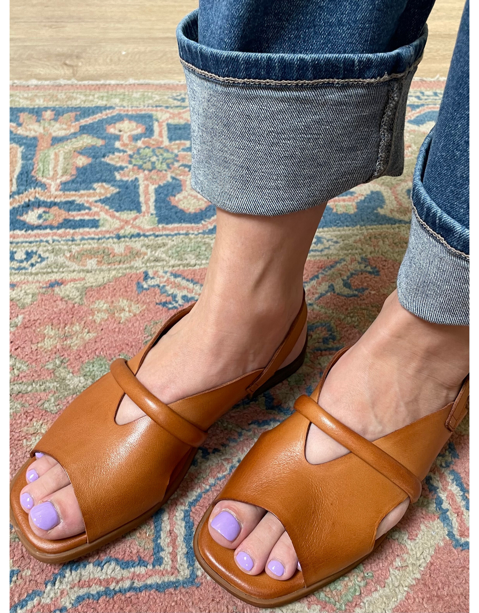 Ateliers Ateliers - Francesca Sandal (Tan)