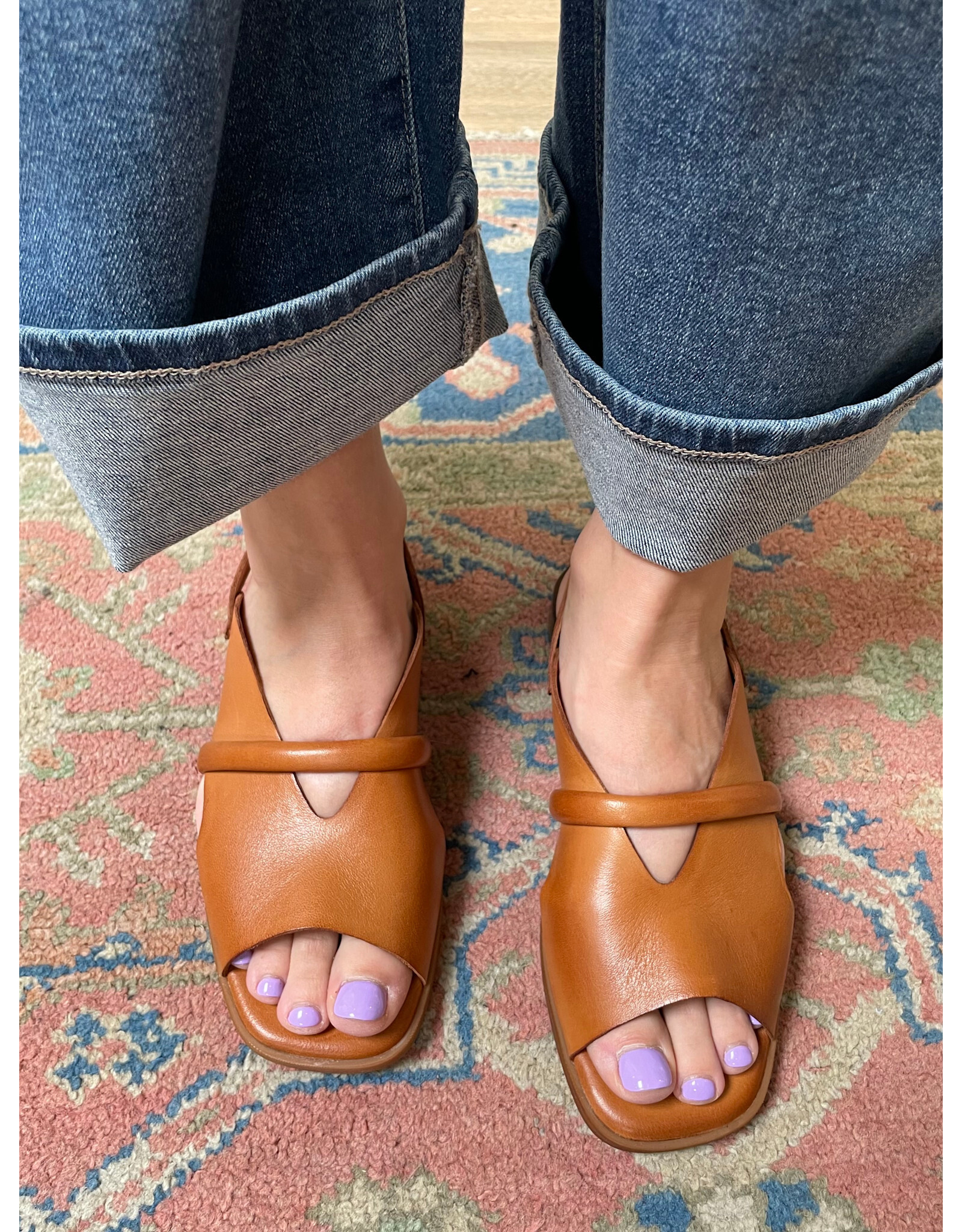 Ateliers Ateliers - Francesca Sandal (Tan)