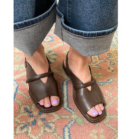 Ateliers Ateliers - Francesca Sandal (Chocolate)