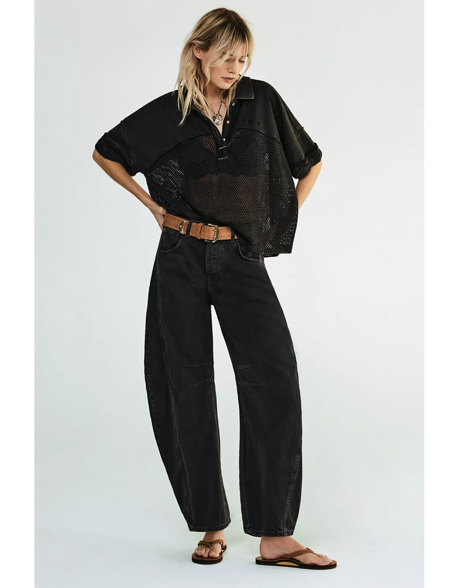 Free people Free People - Good Luck Midrise Barrel Jean (Soundwave)