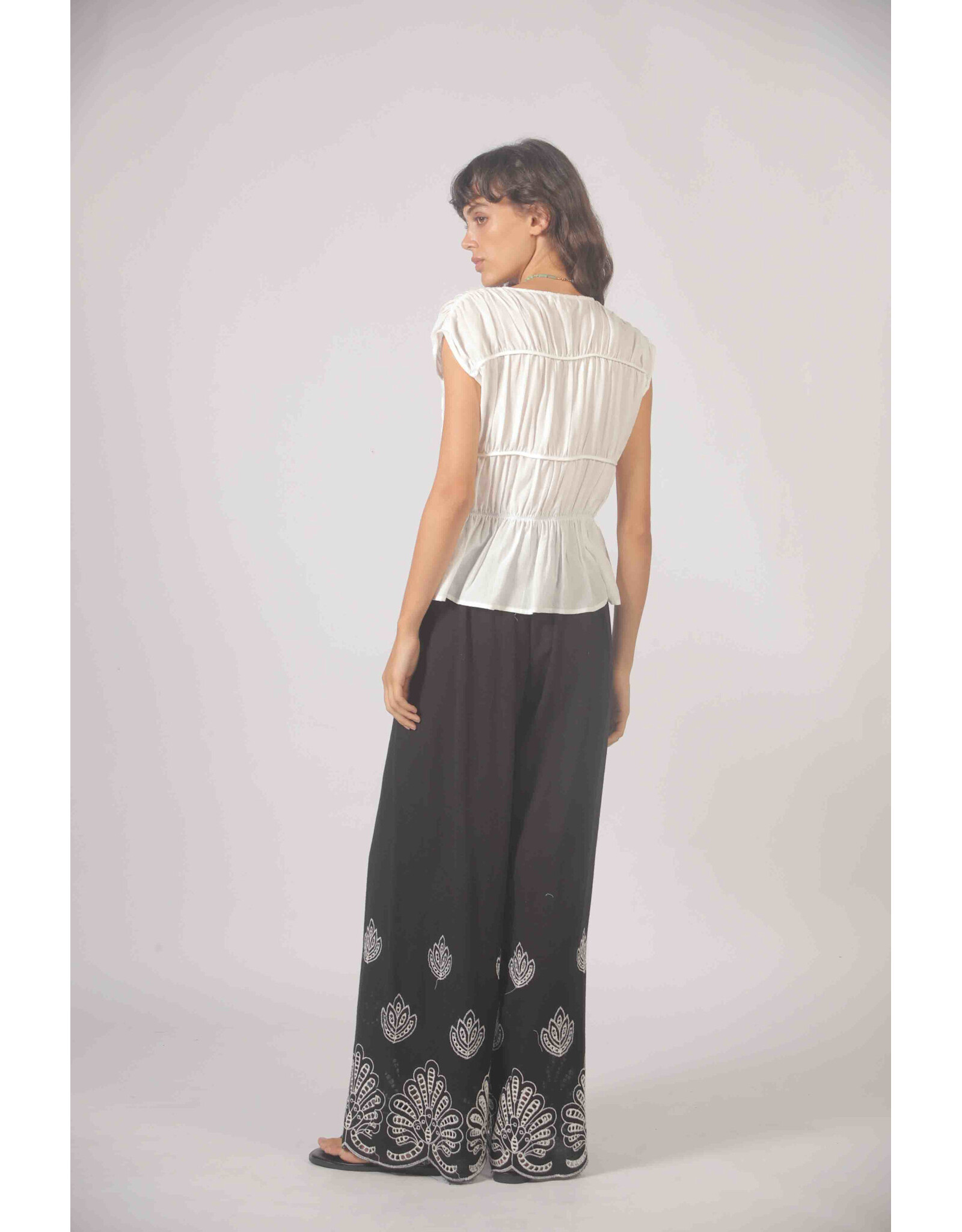 Korner Korner - Short Sleeve Tiered Top (Cream)