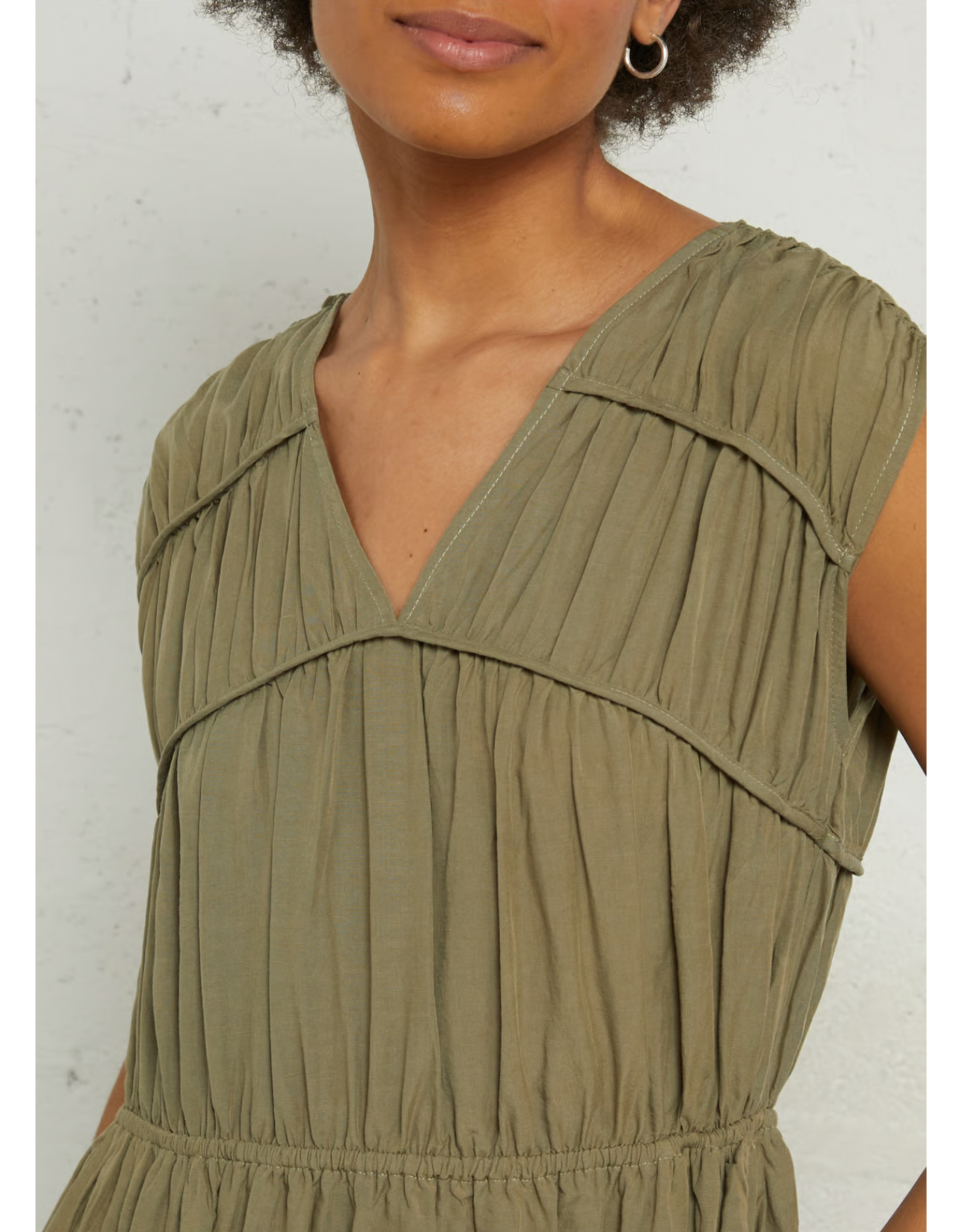 Korner Korner - V Neck Midi Dress (Khaki)