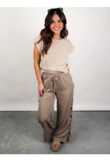 Sadie & Sage Sadie & Sage - Raindrops Cropped Sweater (Light Oatmeal)