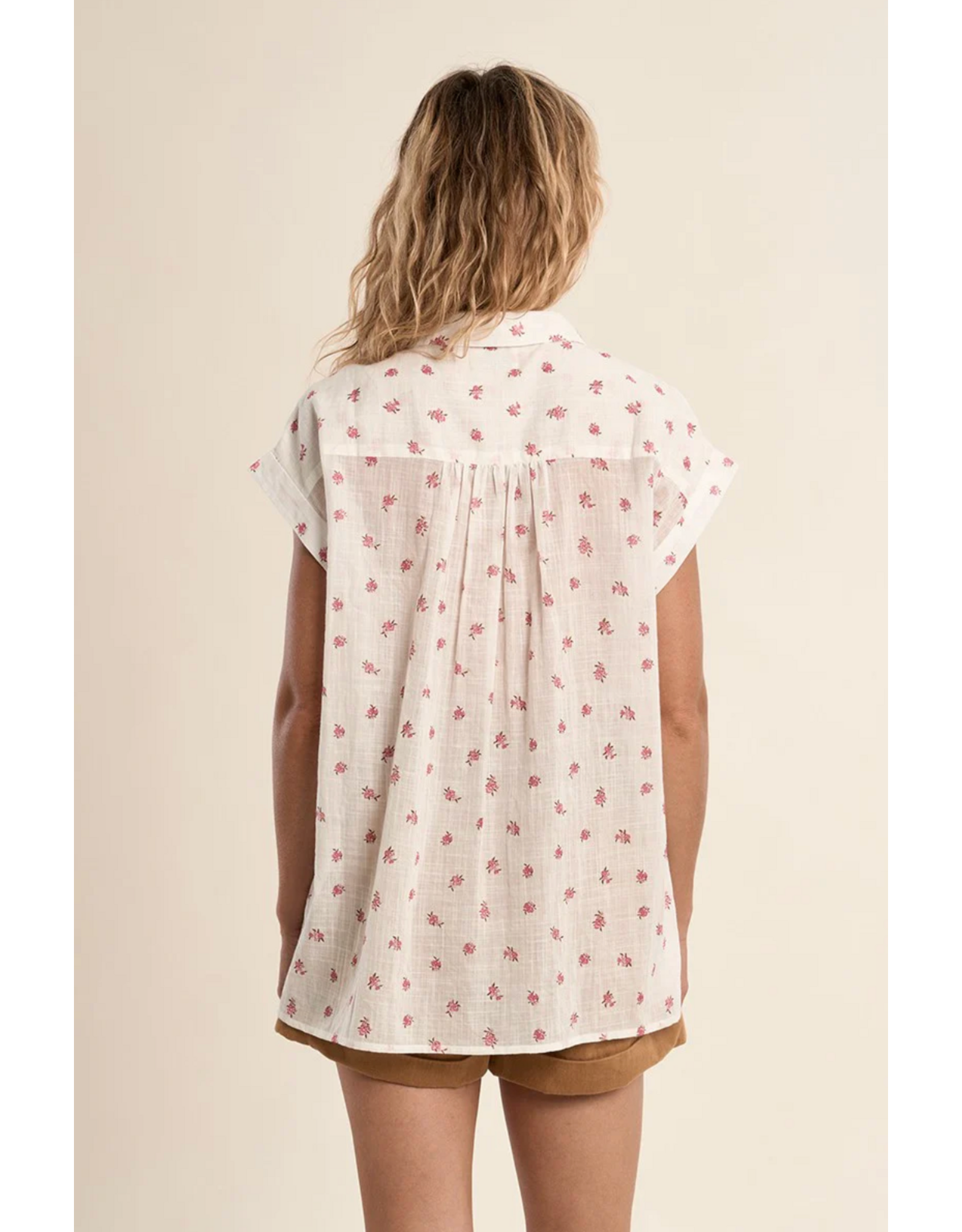 Molly Bracken Molly Bracken -  Short Sleeve Button Up (Ecru - Floral)