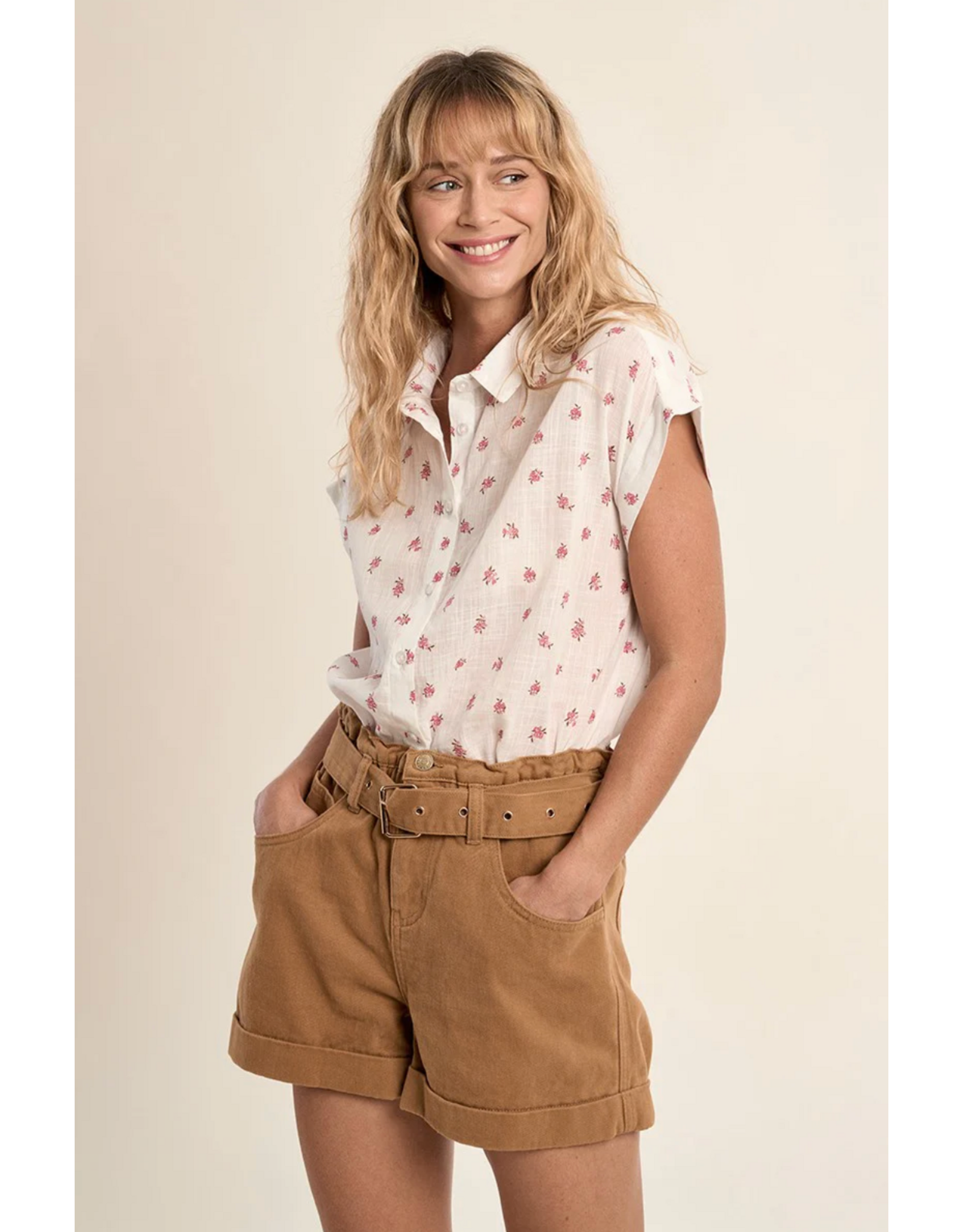 Molly Bracken Molly Bracken -  Short Sleeve Button Up (Ecru - Floral)