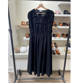 Korner Korner - V Neck Midi Dress (Black)