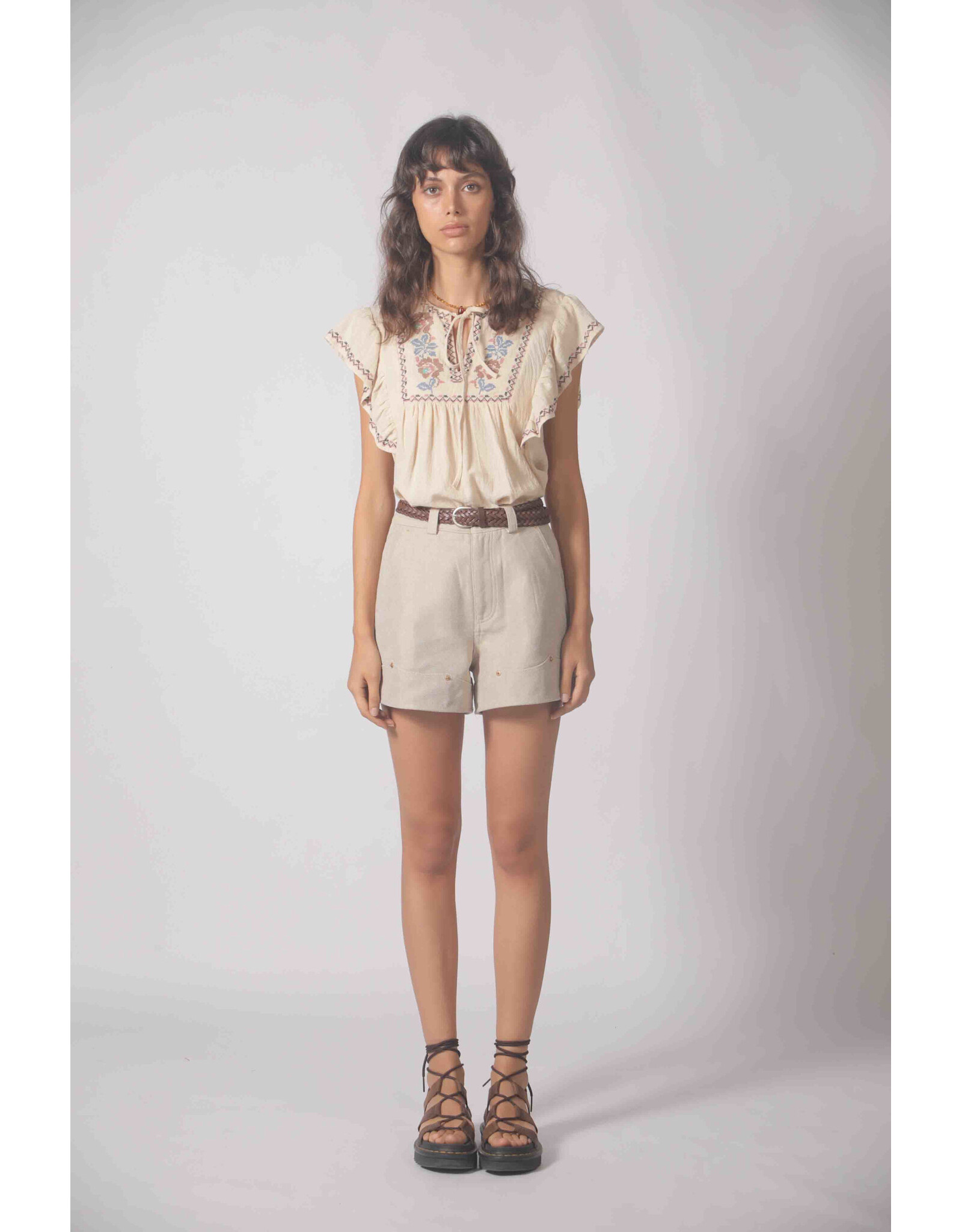Korner Korner - Short Sleeve Peasant Blouse with Embroidery (Cream)