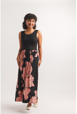 Papillon Papillon - Floral Stretch Maxi Dress (Black)