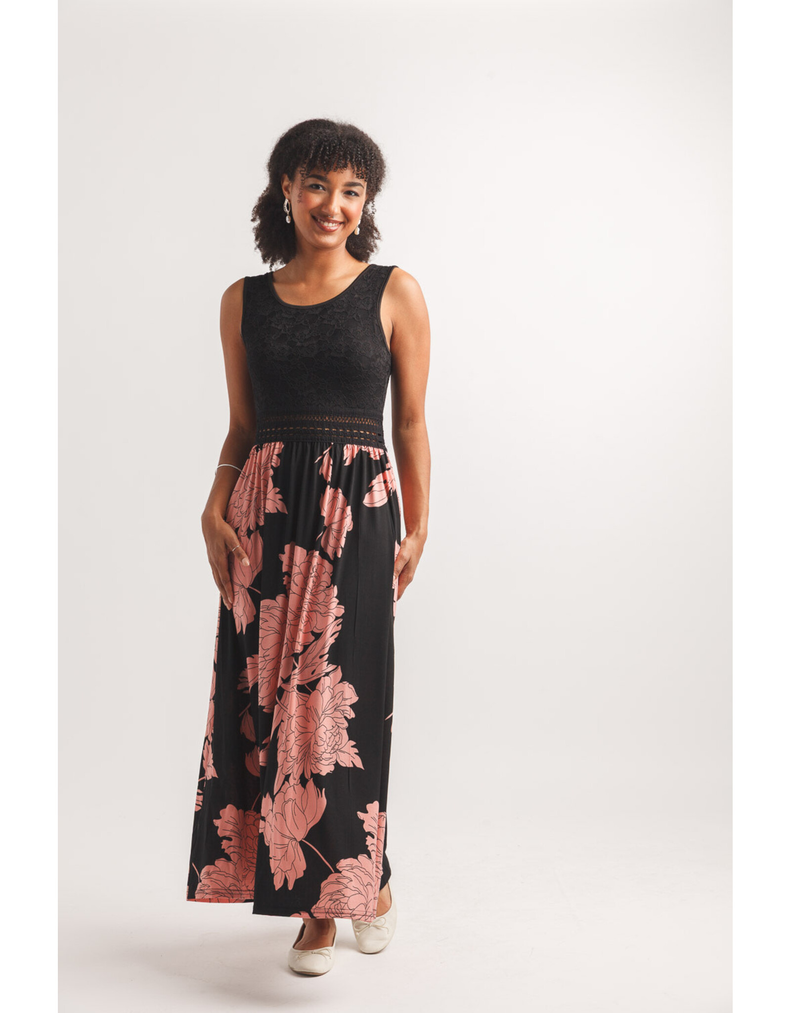 Papillon Papillon - Floral Stretch Maxi Dress (Black)