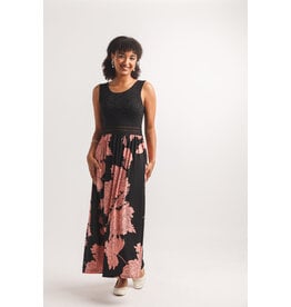 Papillon Papillon - Floral Stretch Maxi Dress (Black)