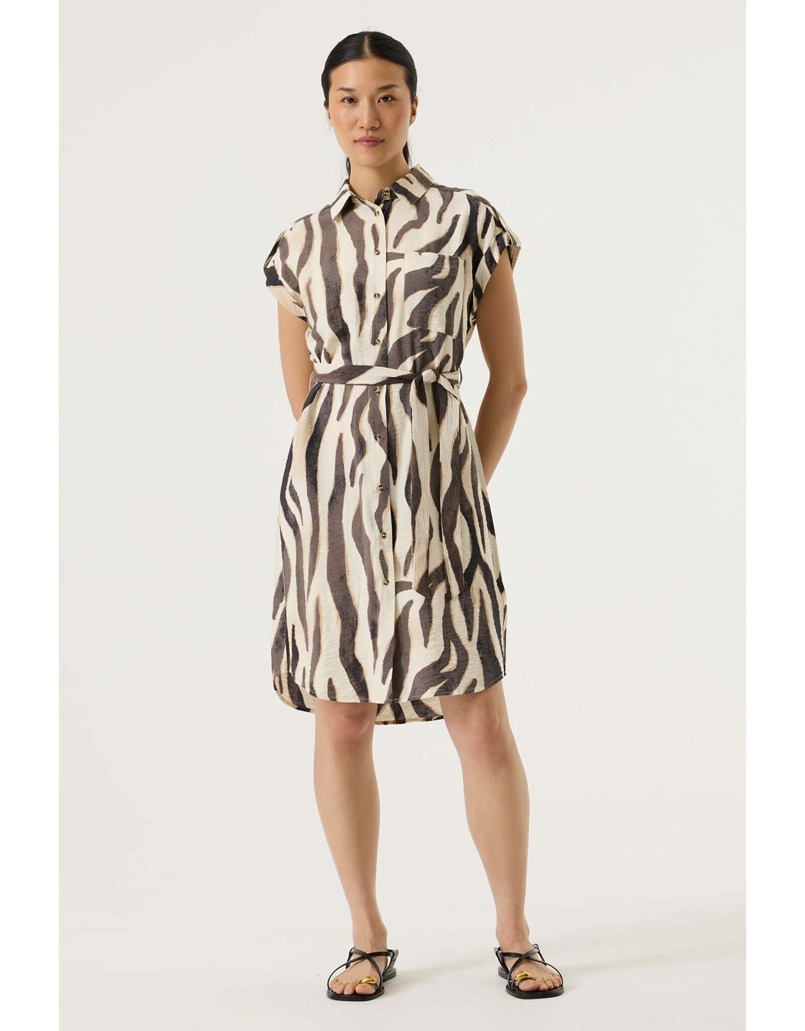 Garcia Garcia - Belted Short Sleeve Dress