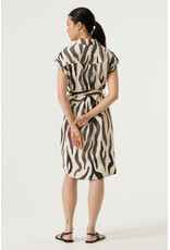 Garcia Garcia - Belted Short Sleeve Dress