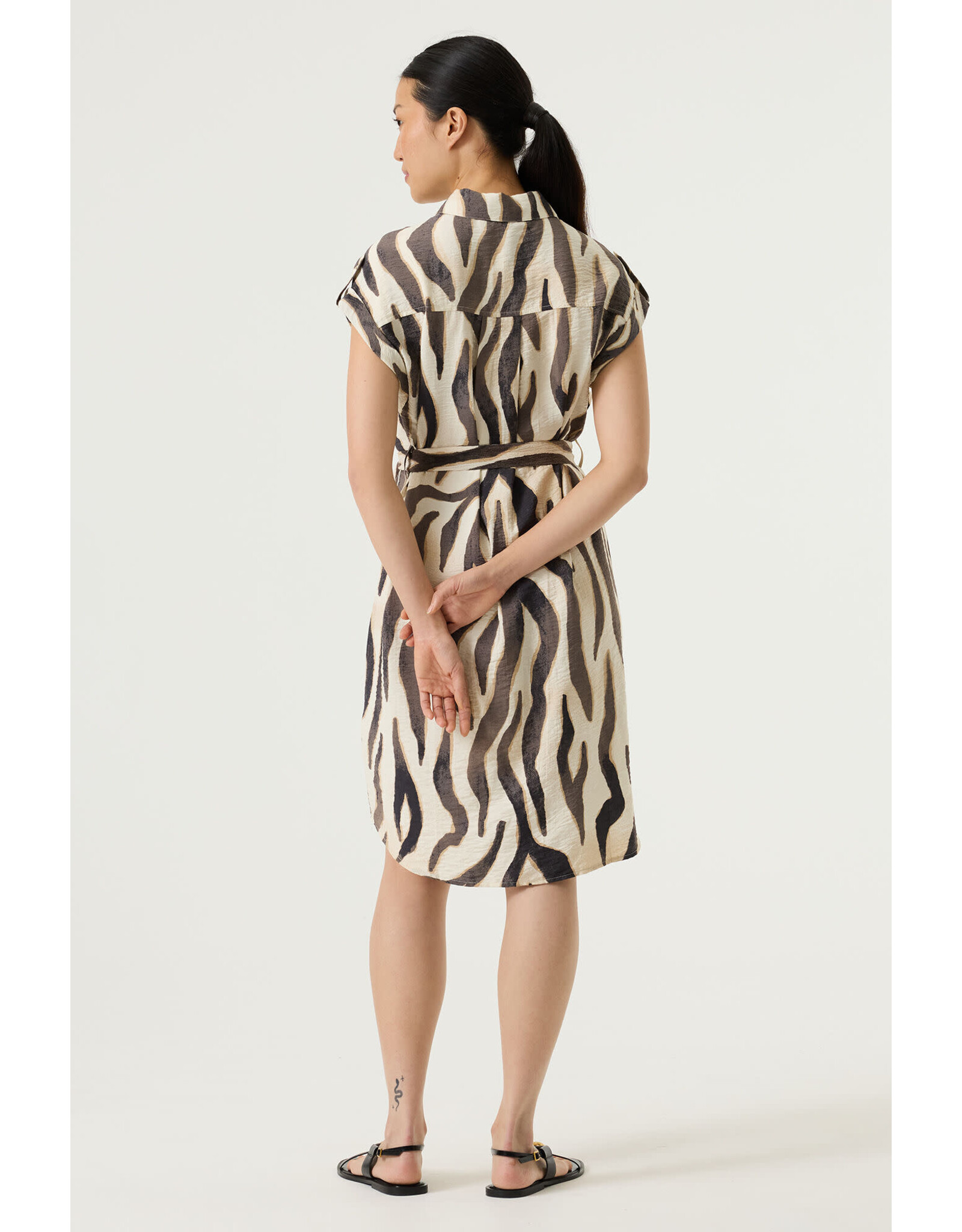 Garcia Garcia - Belted Short Sleeve Dress