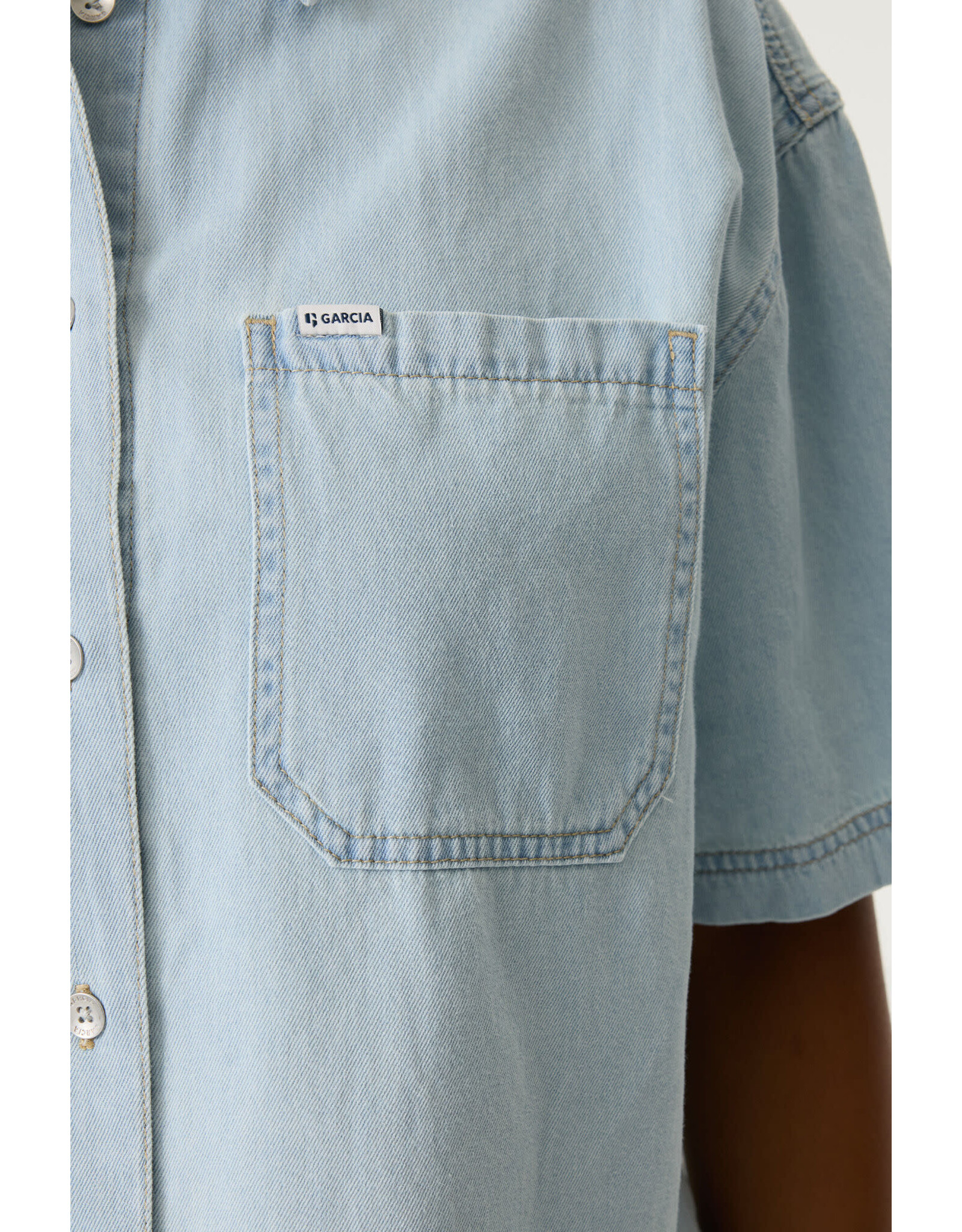 Garcia Garcia - Short Sleeve Boxy Denim Shirt Jacket