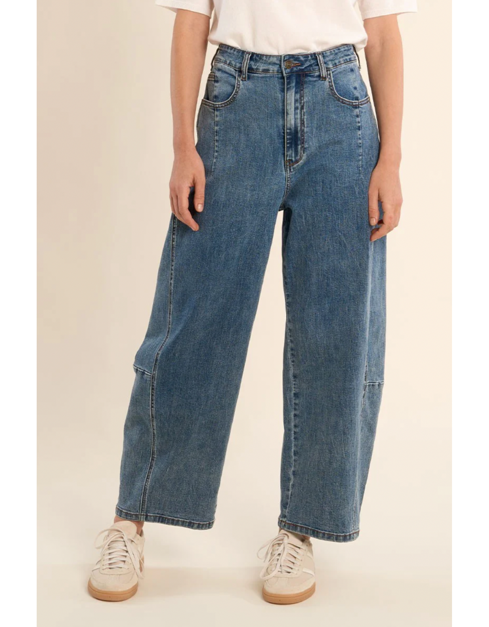 Molly Bracken Molly Bracken - High Waisted Barrel leg jeans (Denim Blue)