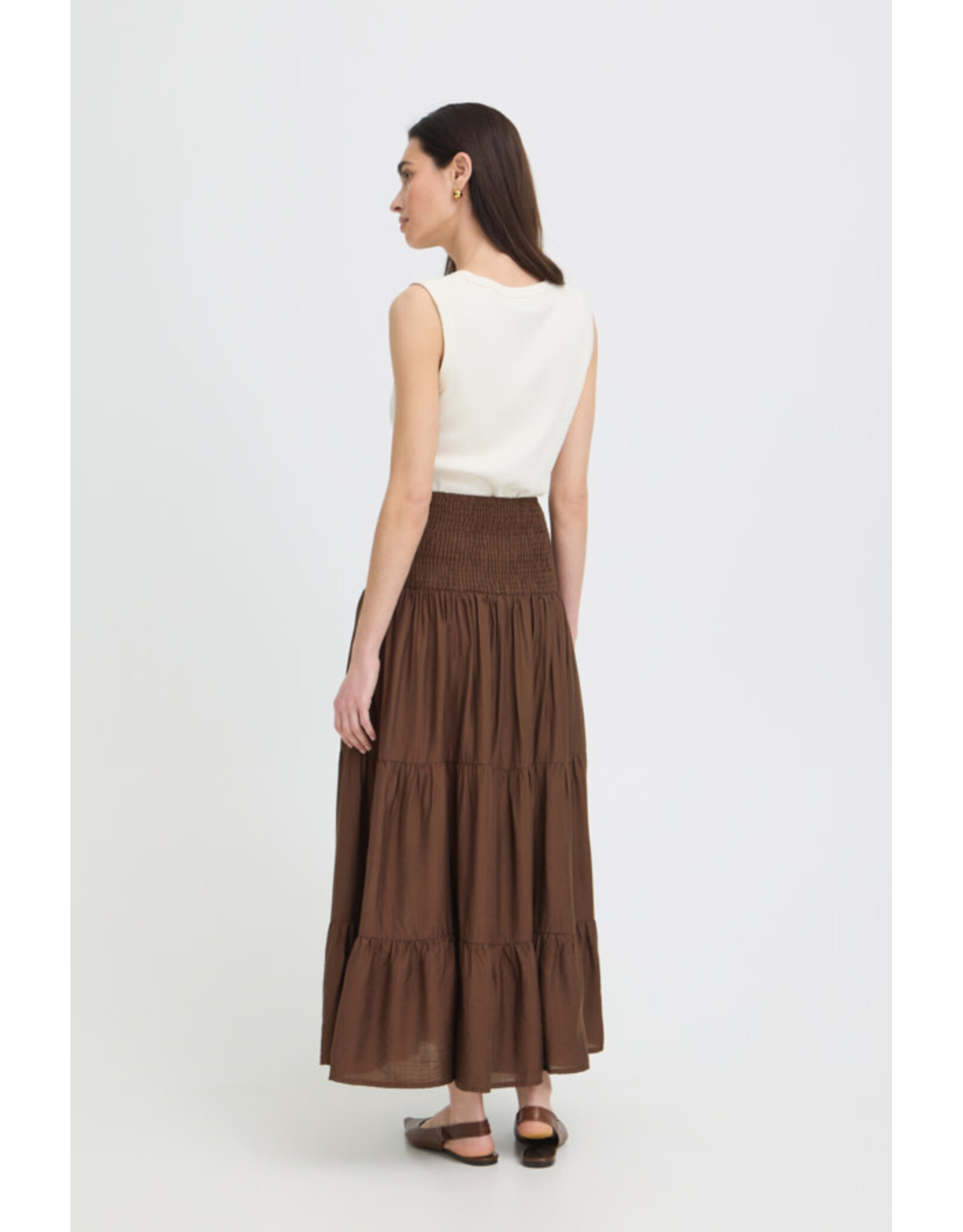 b.young b.young - Joannie Smocked Midi Skirt (French Roast)
