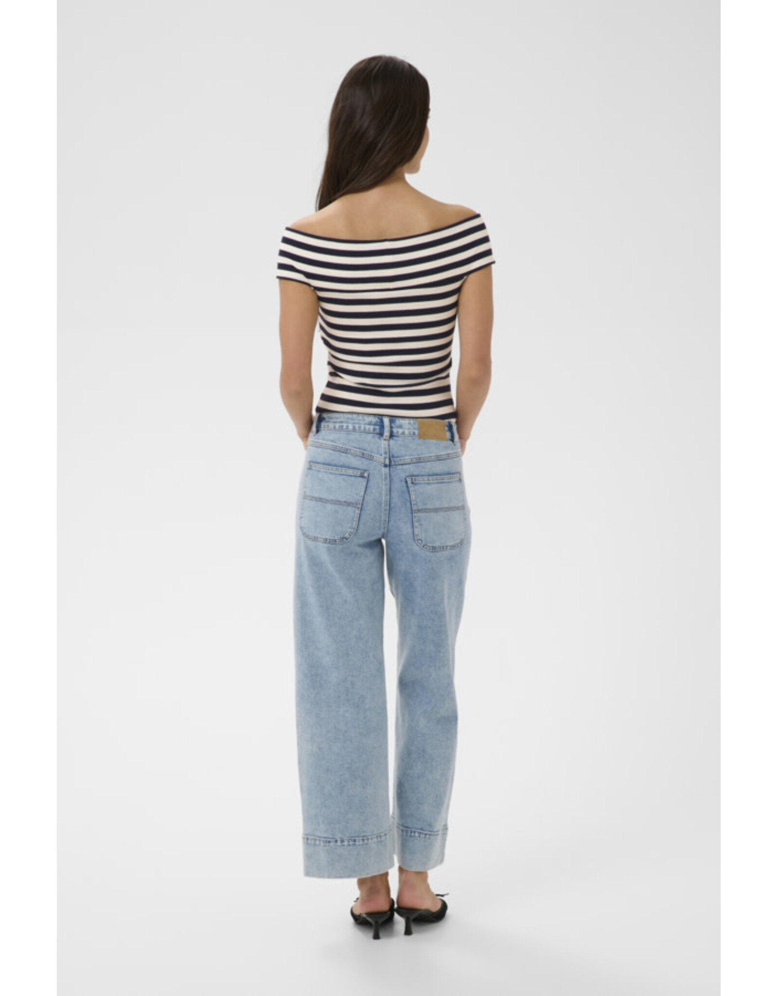 Kaffe Kaffe - Celeste Cross Off the Shoulder Top (Chalk / Midnight)