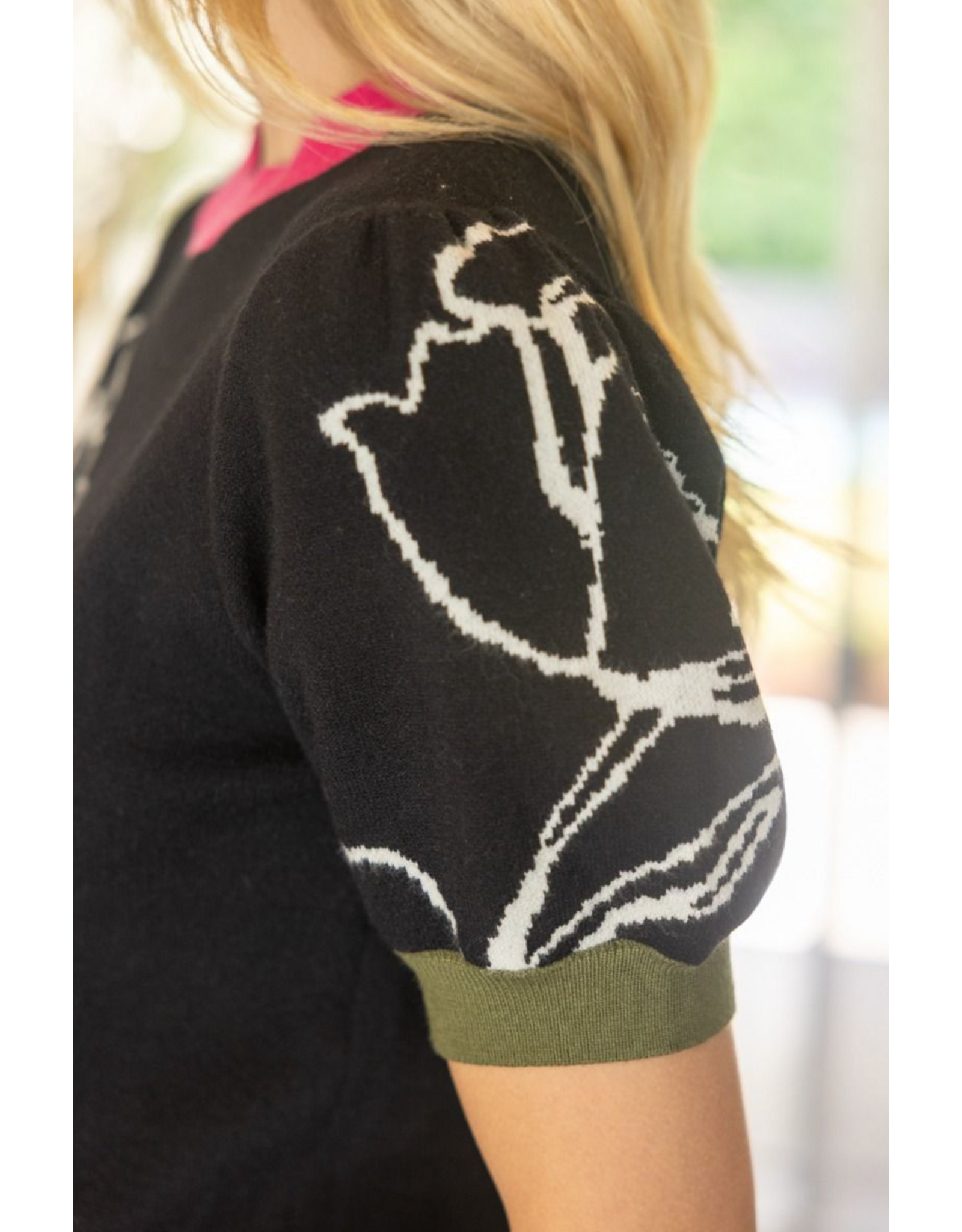 Voy Floral  Knit Top with Colour Block Arm Bands