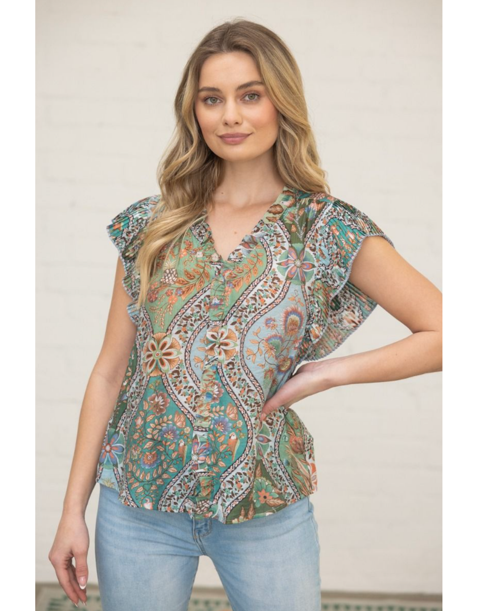 Voy Floral Print Top with Pleated Sleeves (Green)