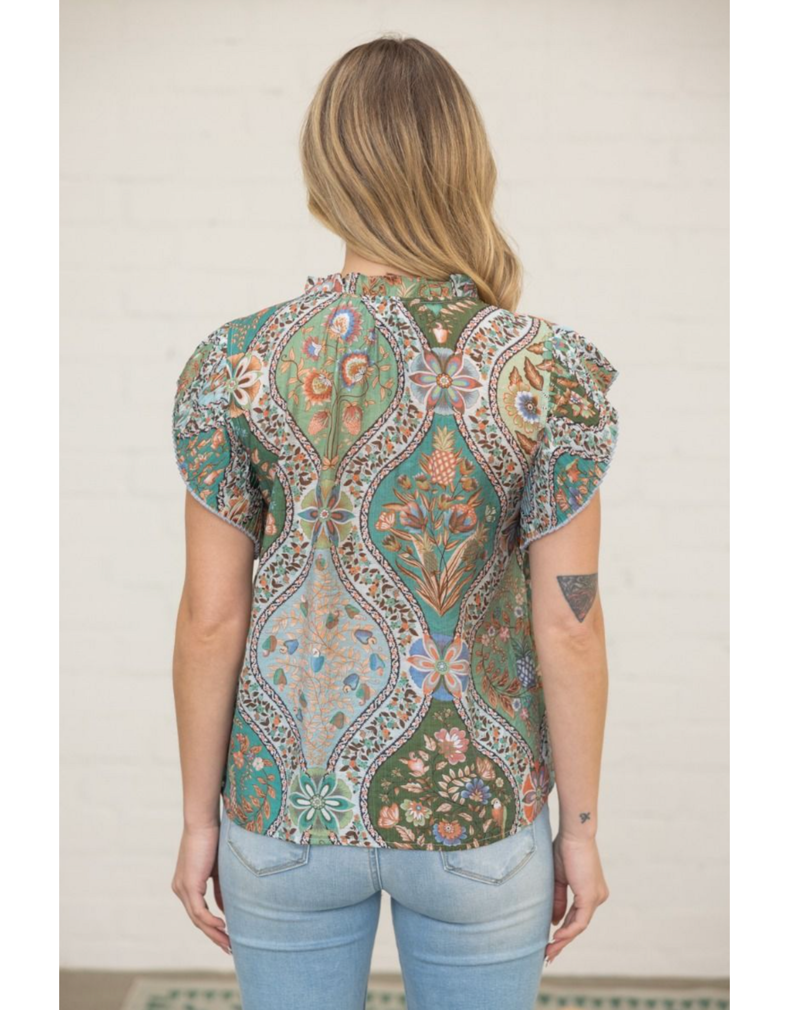 Voy Floral Print Top with Pleated Sleeves (Green)