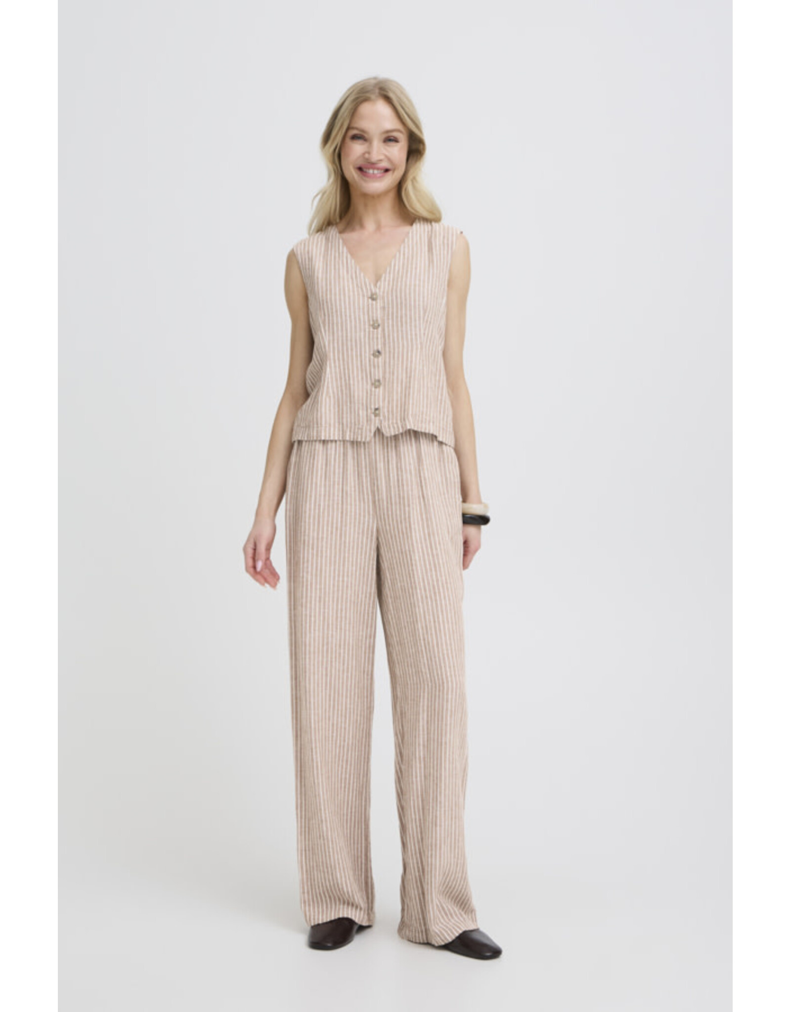 b.young b.young - Falakka Waistcoat (Rainy Day Stripe)