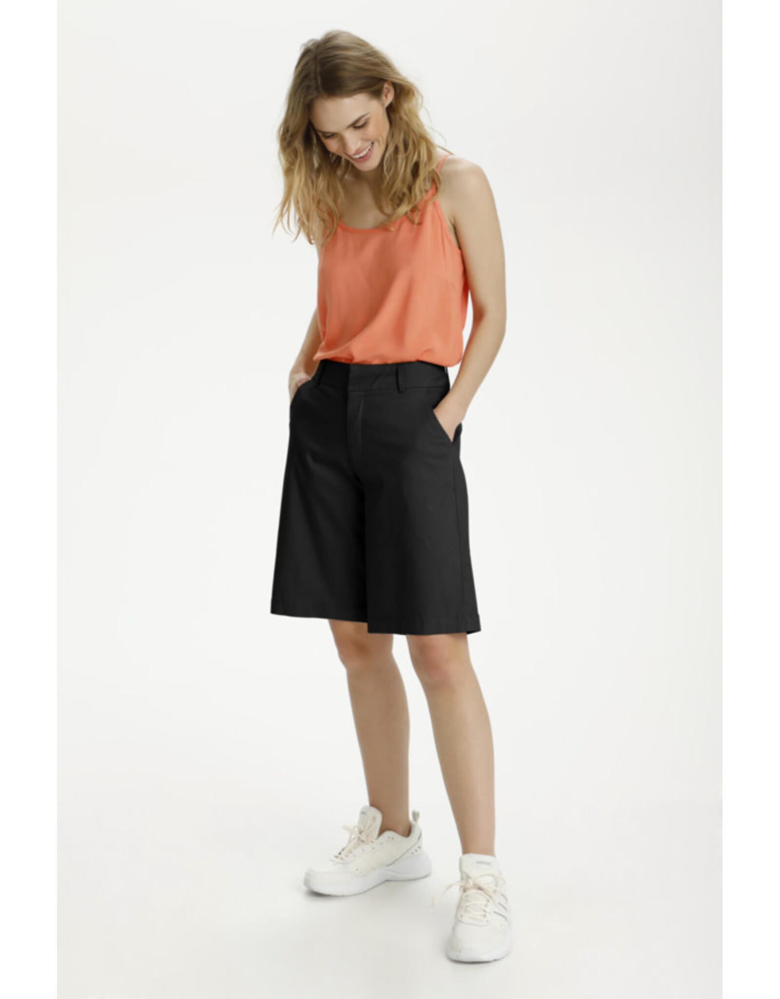Kaffe Kaffe - Lea City Shorts (Black Deep)